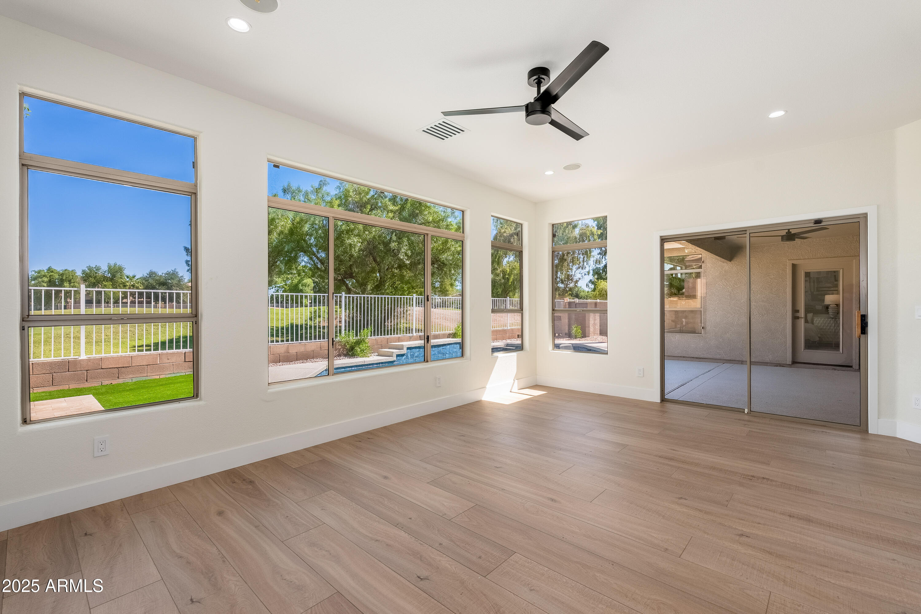 1079 S WESTERN SKIES Drive