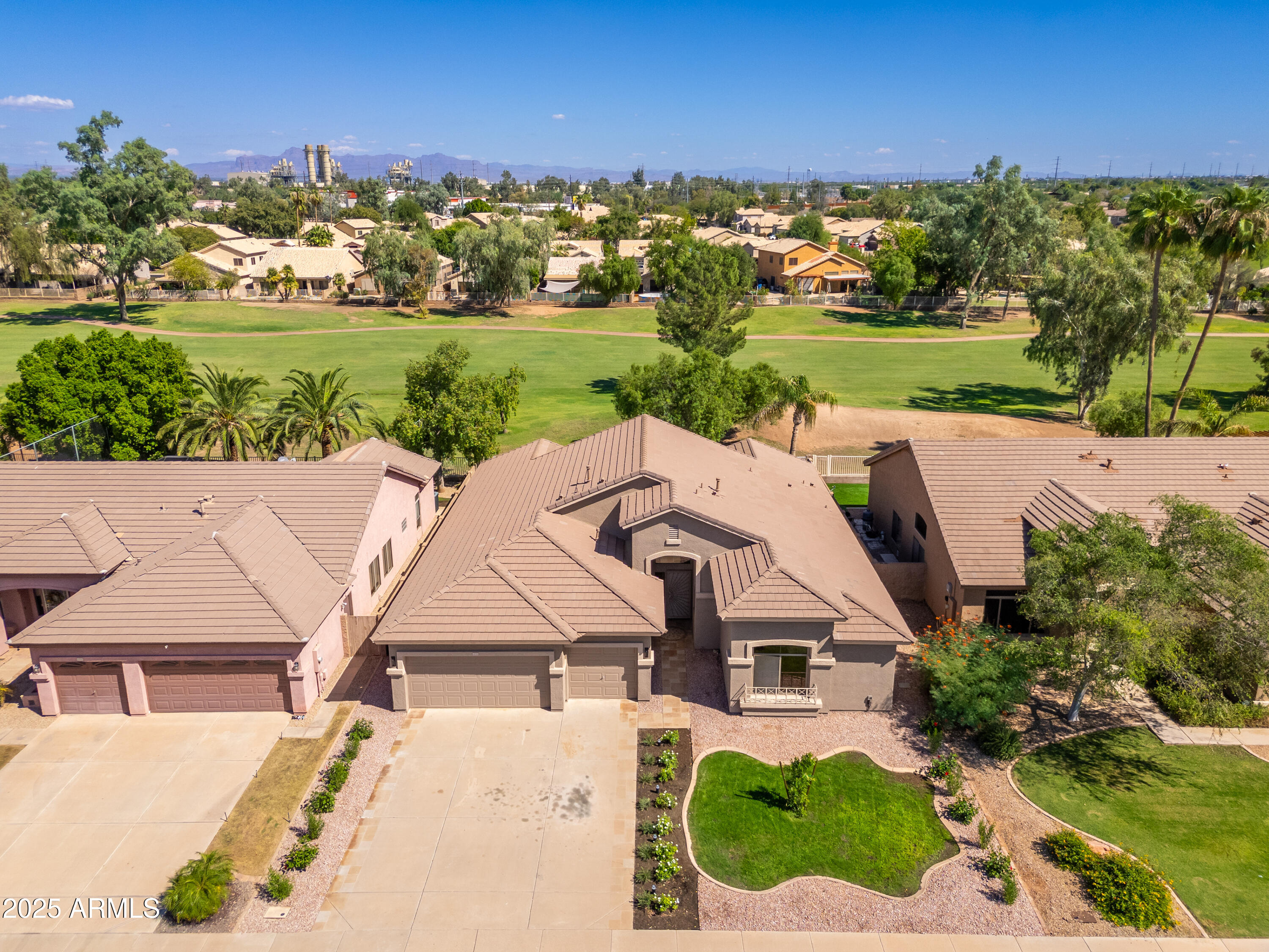 1079 S WESTERN SKIES Drive