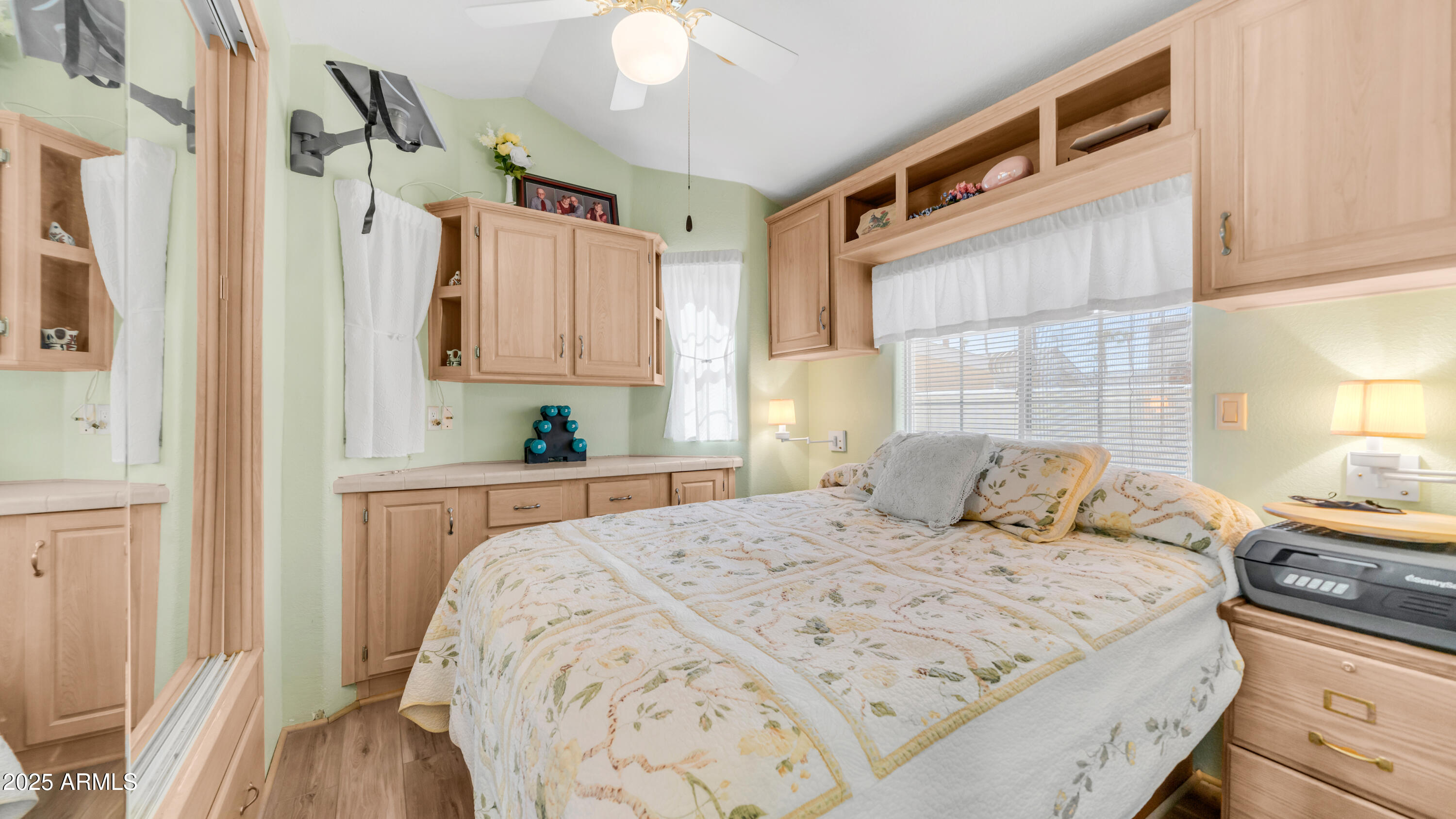 611 S IRONSTONE Drive, 611