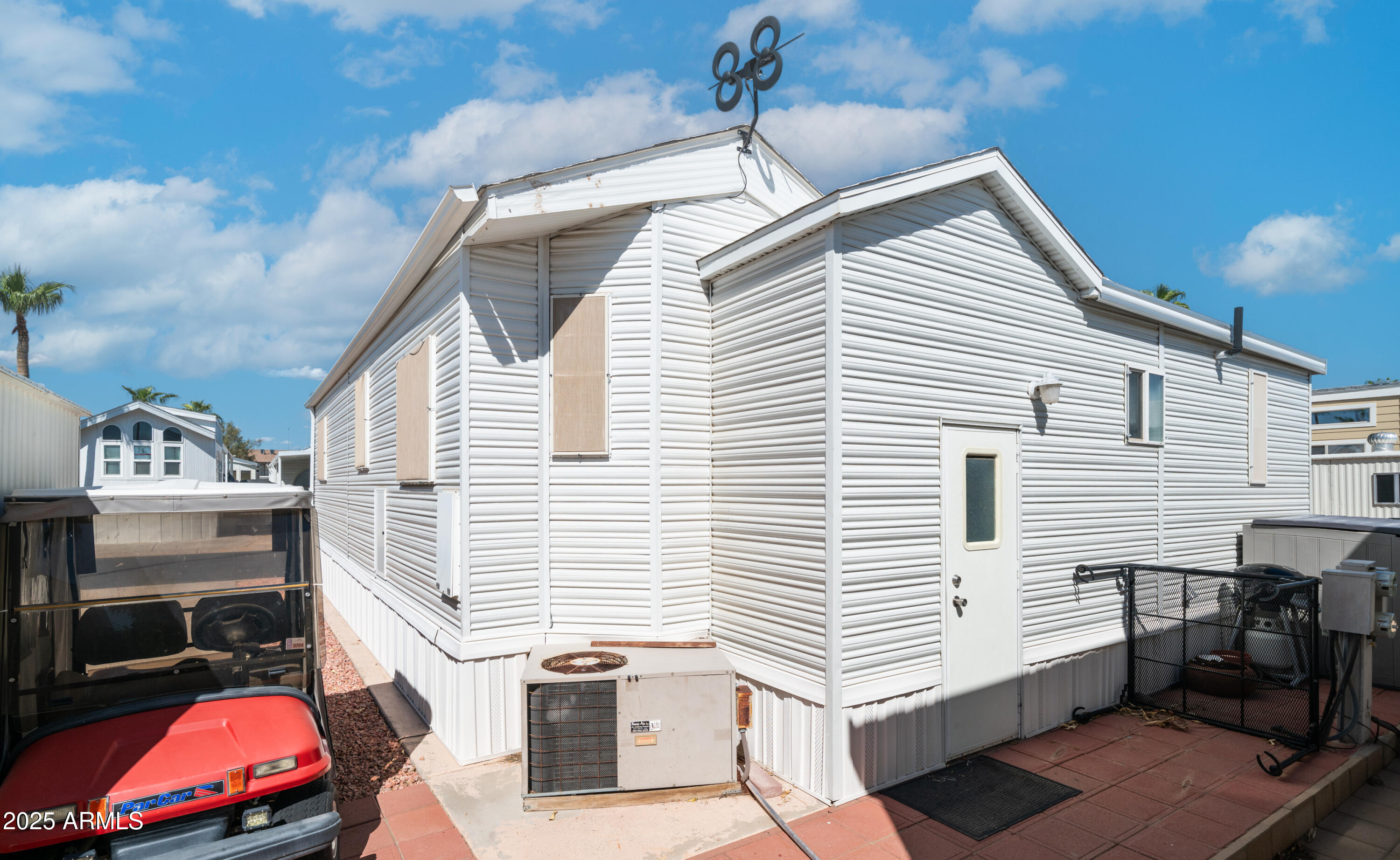 611 S IRONSTONE Drive, 611