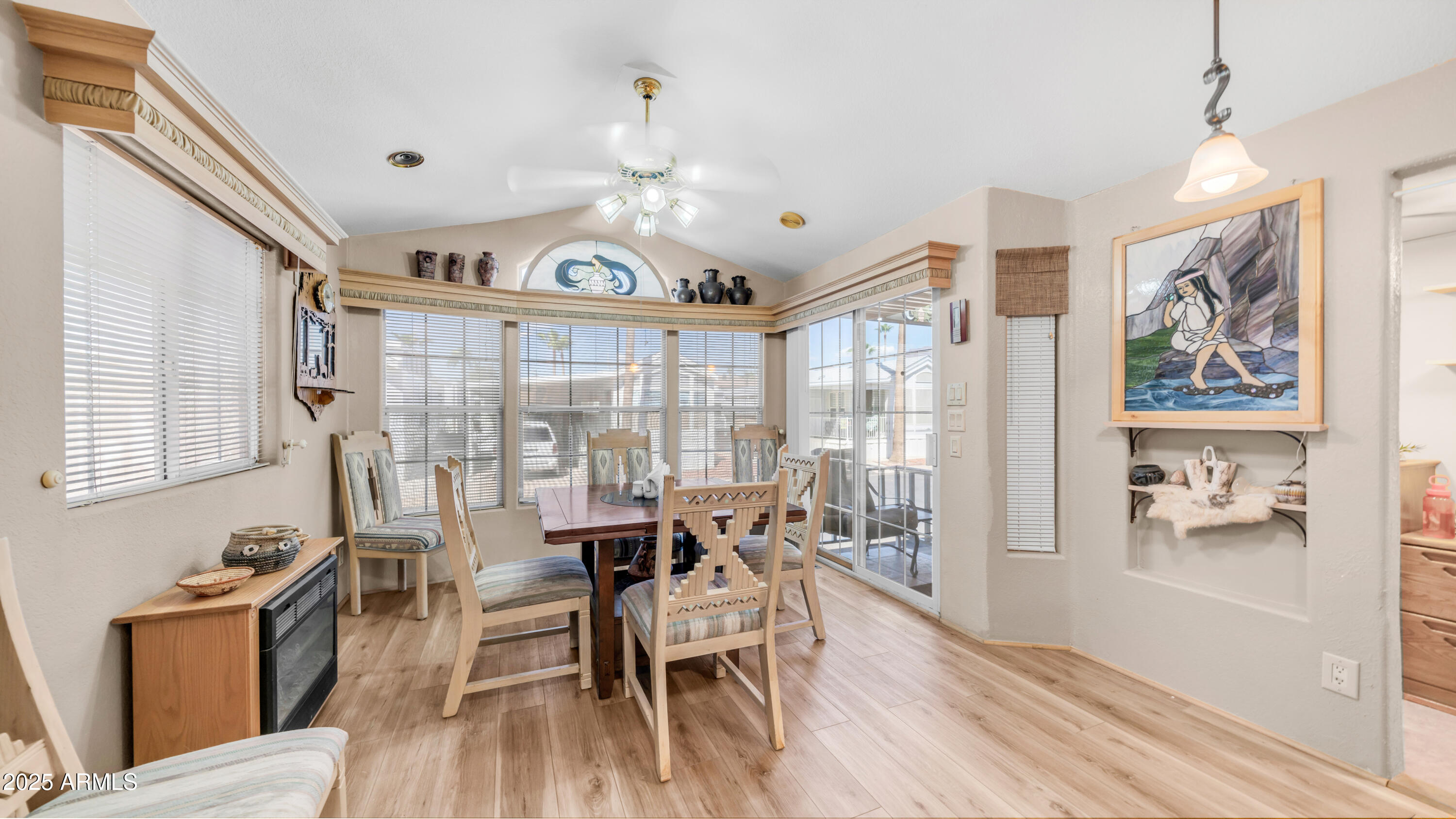 611 S IRONSTONE Drive, 611