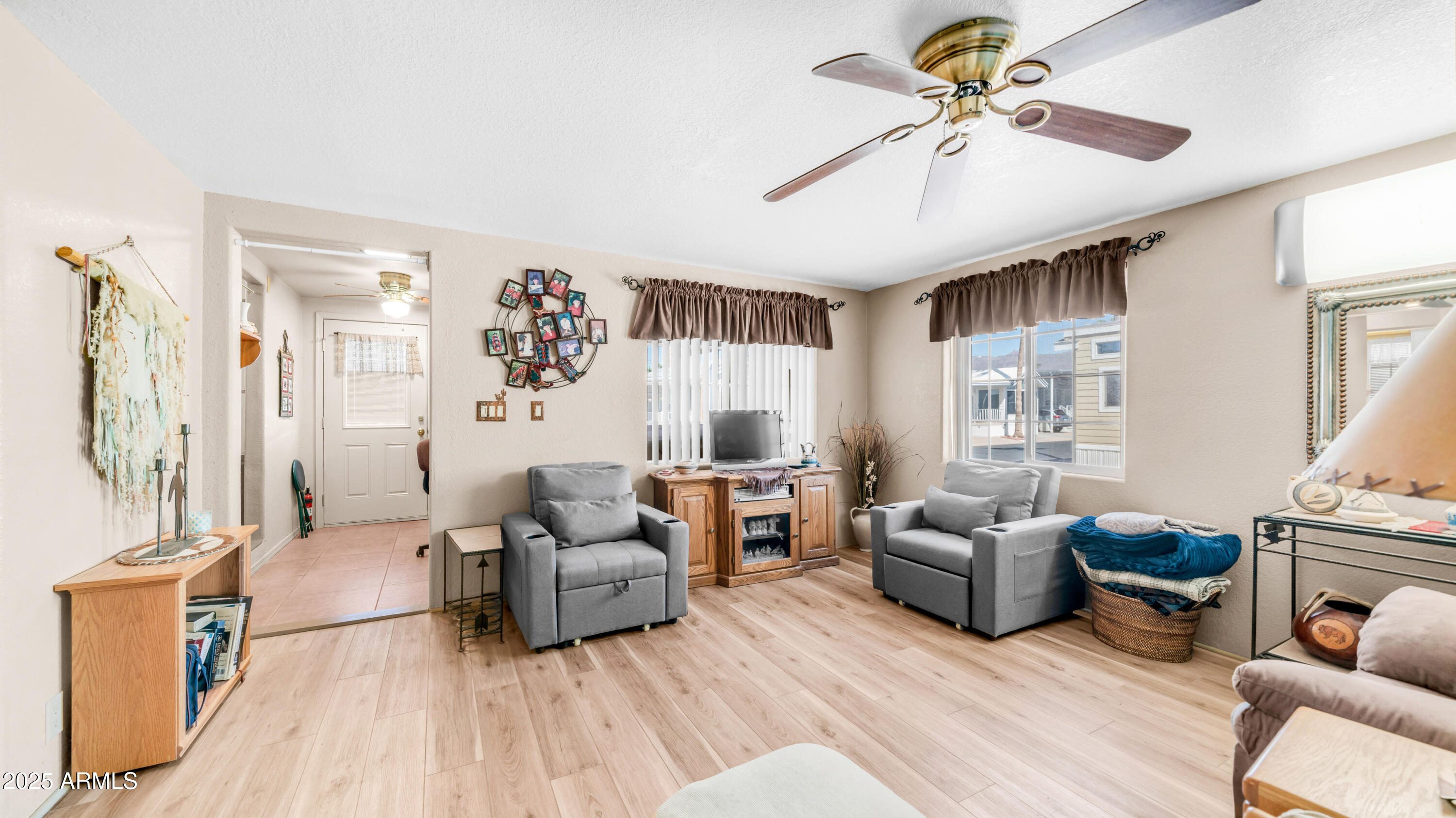 611 S IRONSTONE Drive, 611