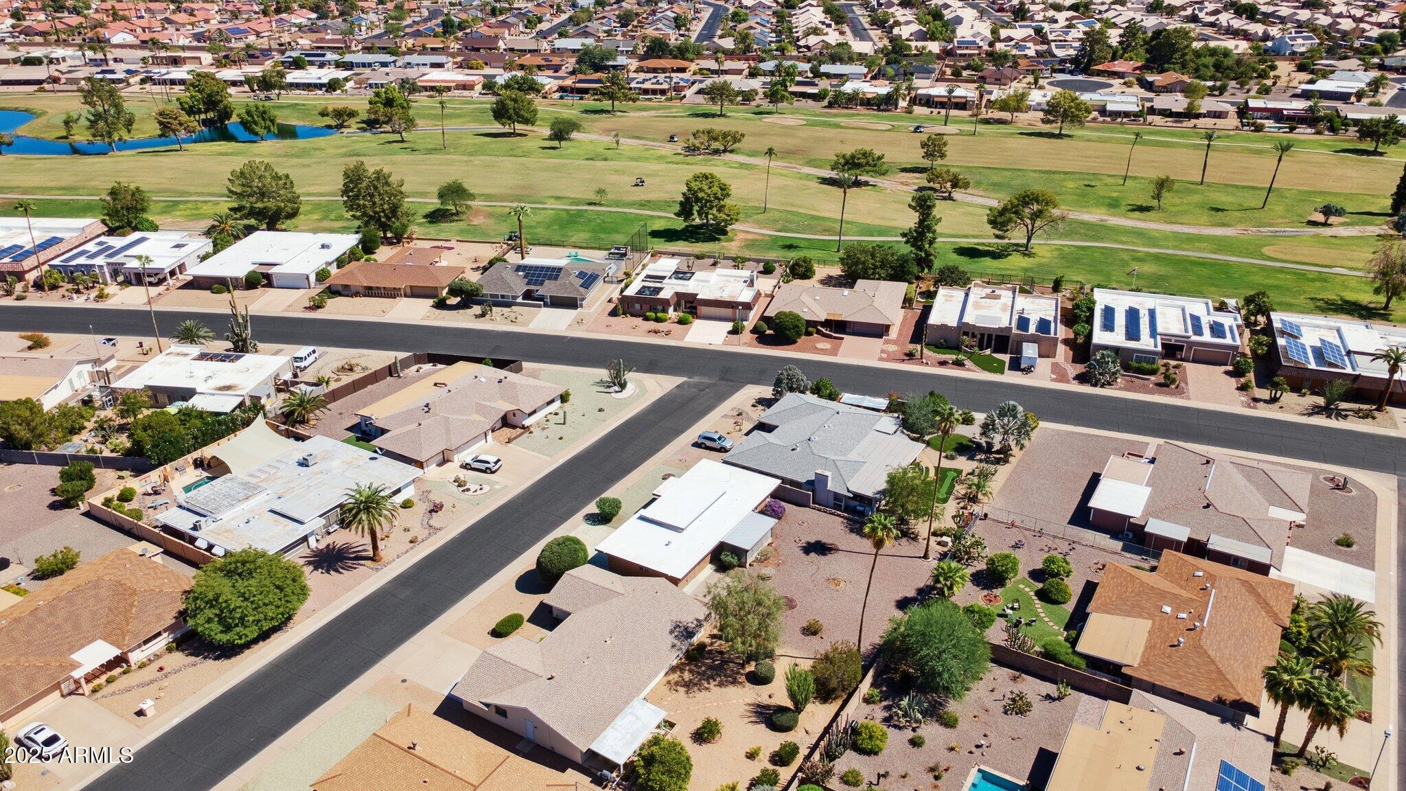 9405 W ROLLING HILLS Drive