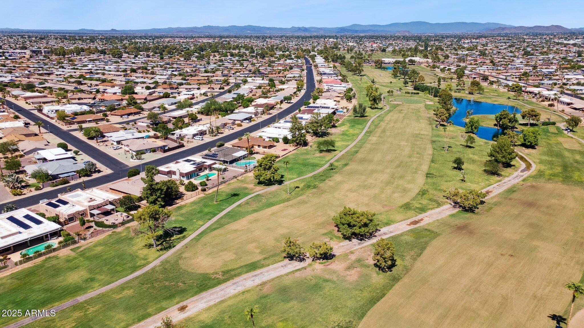 9405 W ROLLING HILLS Drive