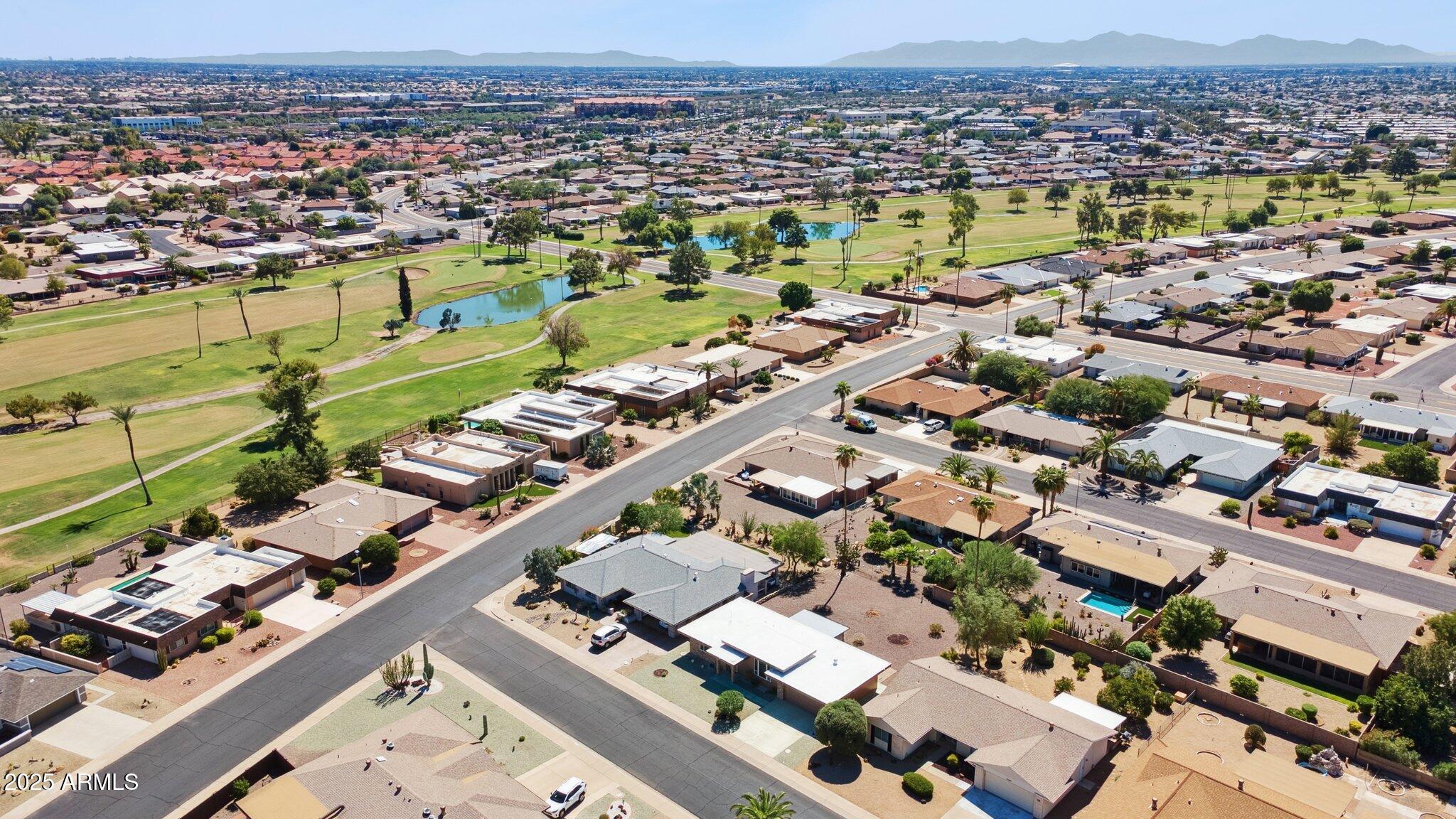 9405 W ROLLING HILLS Drive