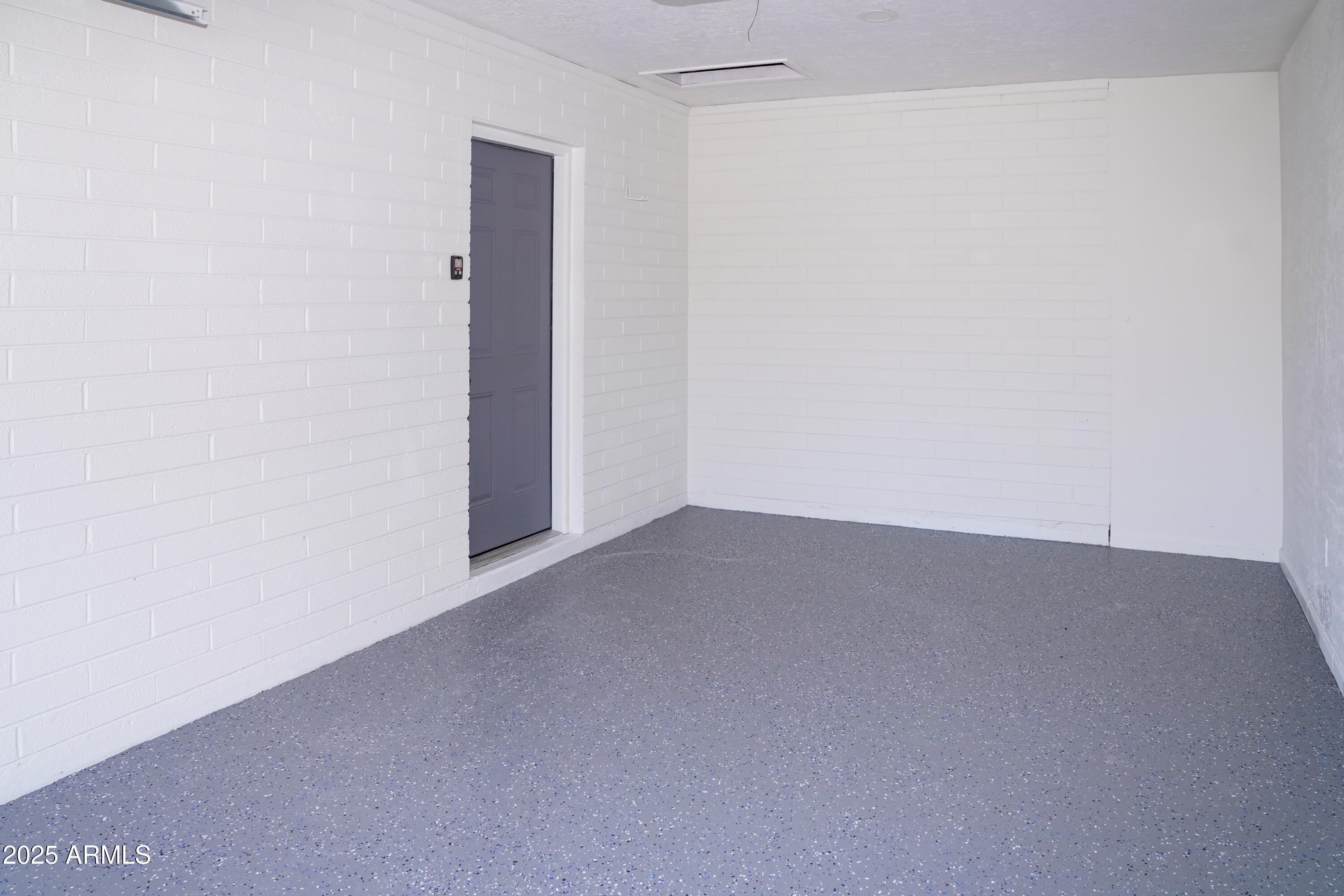 685 W SHANNON Street