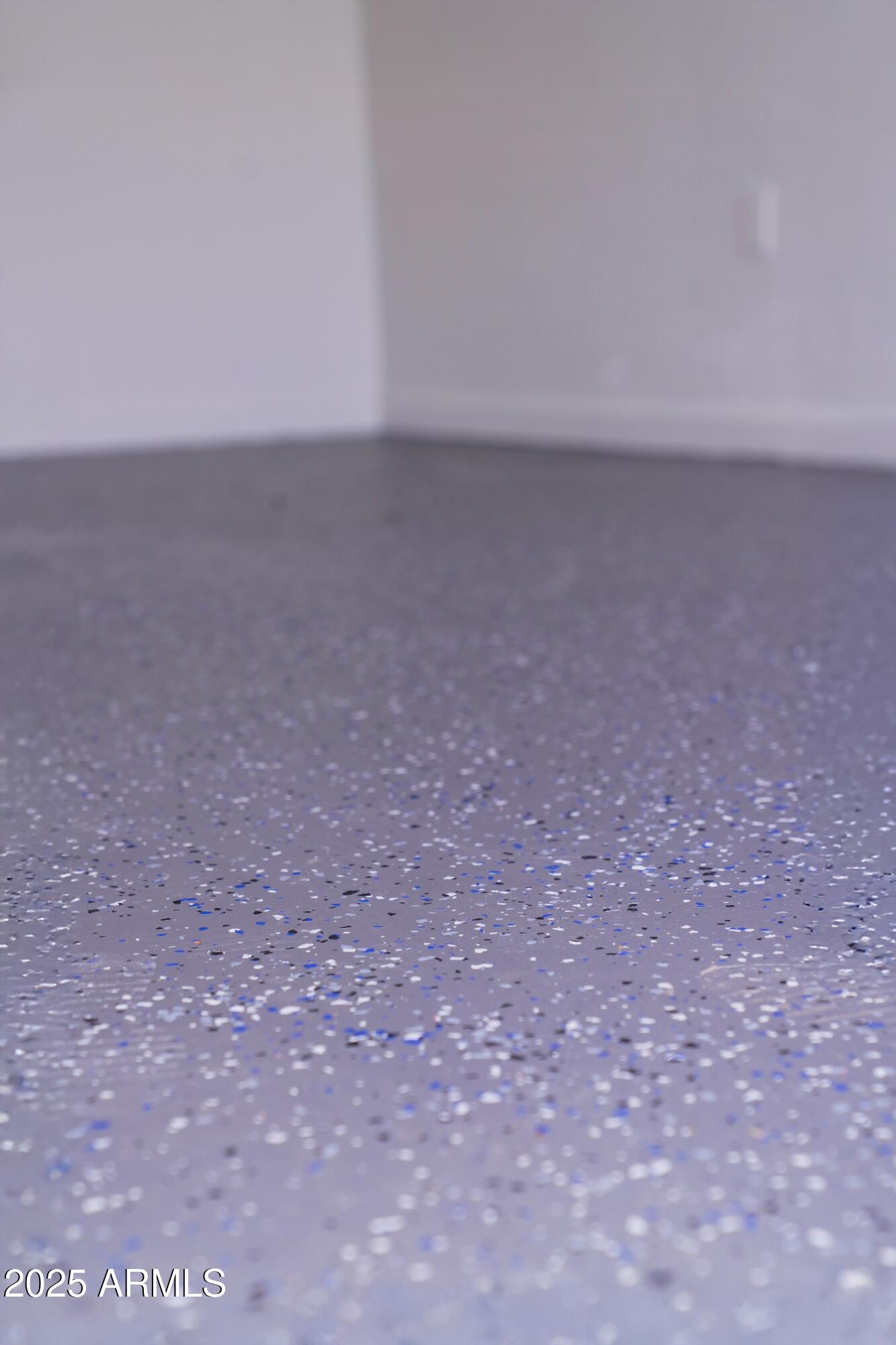 685 W SHANNON Street