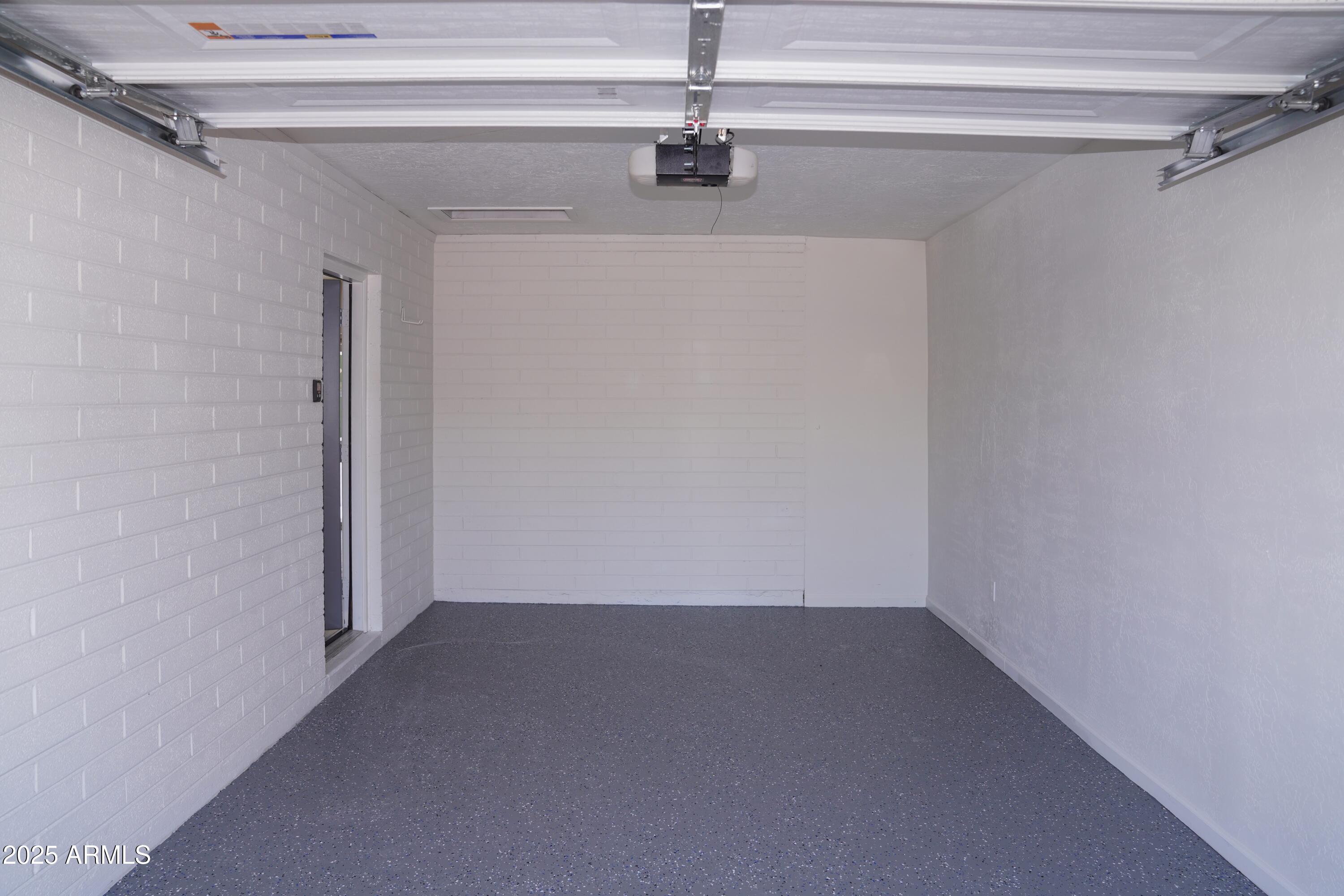 685 W SHANNON Street