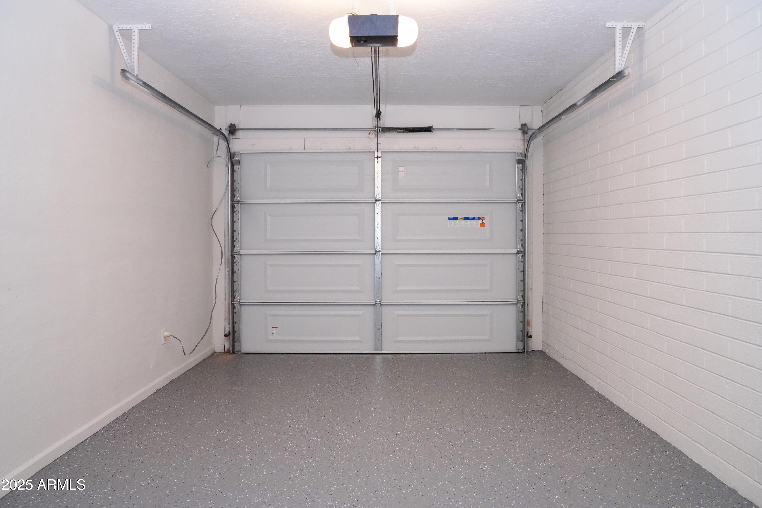 685 W SHANNON Street