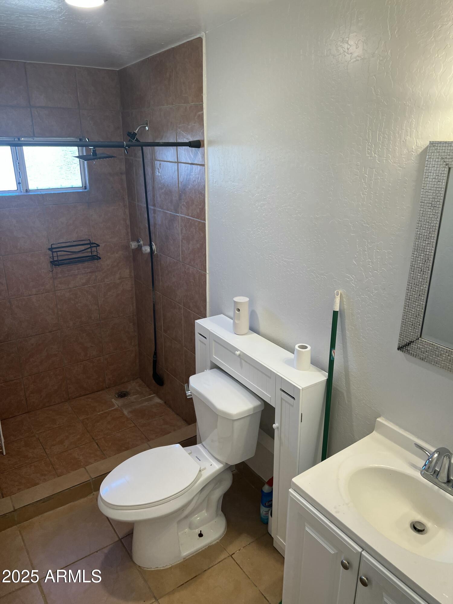 630 E FLINT Street, Chandler