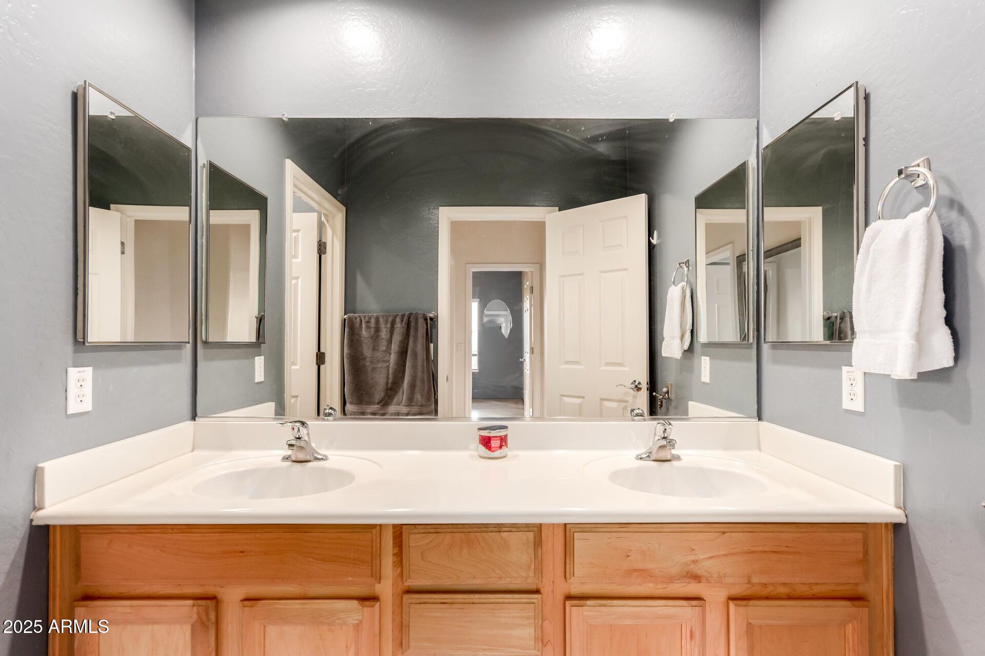 6254 S MOCCASIN Trail