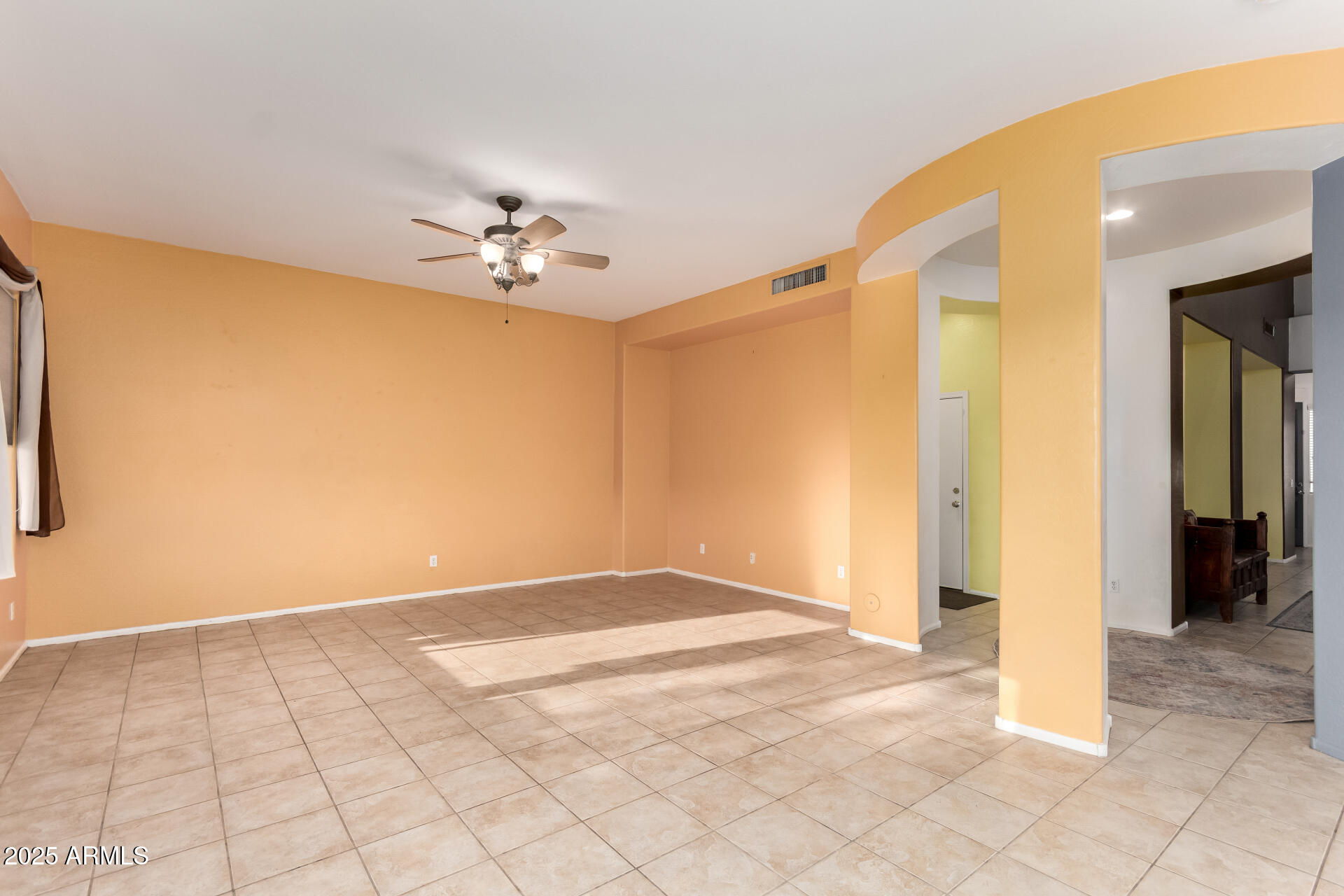 6254 S MOCCASIN Trail