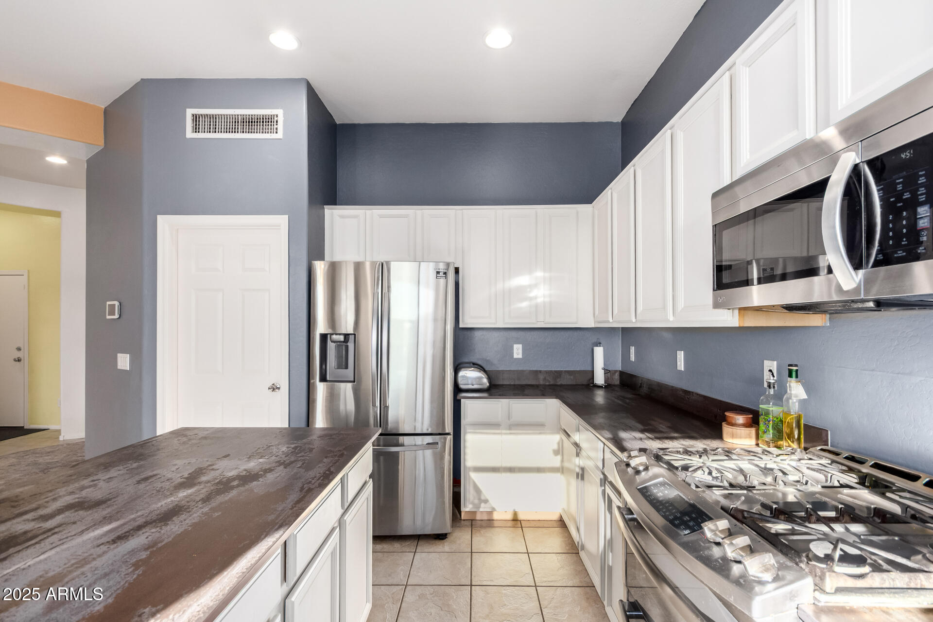 6254 S MOCCASIN Trail