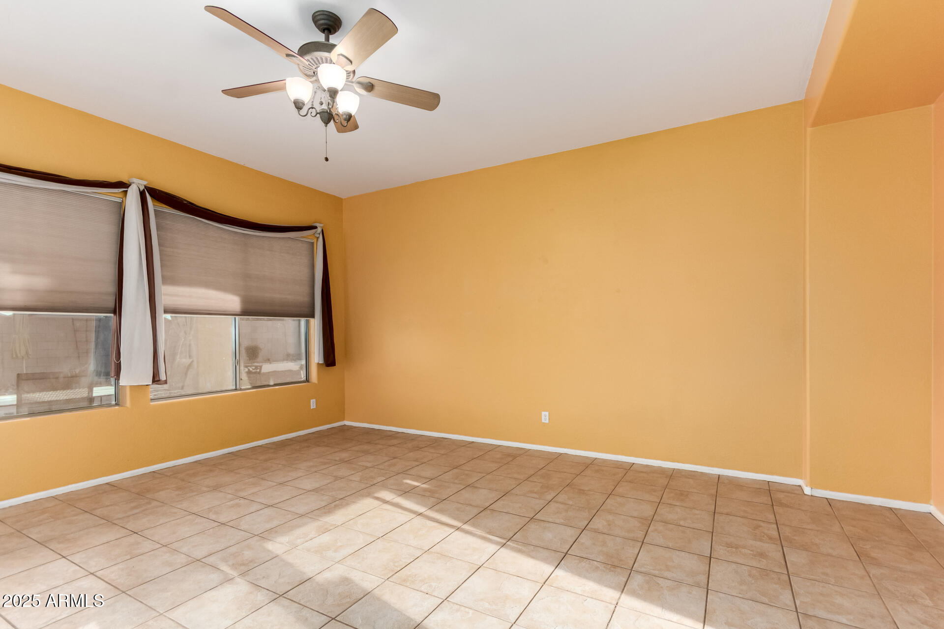 6254 S MOCCASIN Trail