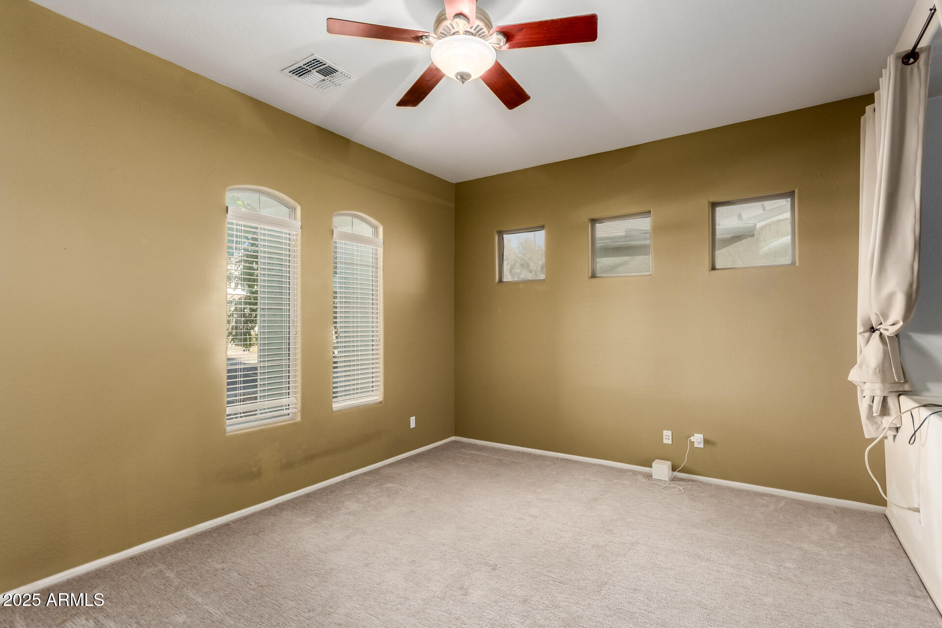 6254 S MOCCASIN Trail