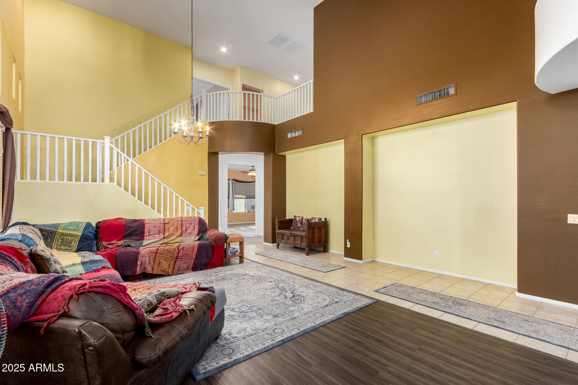 6254 S MOCCASIN Trail