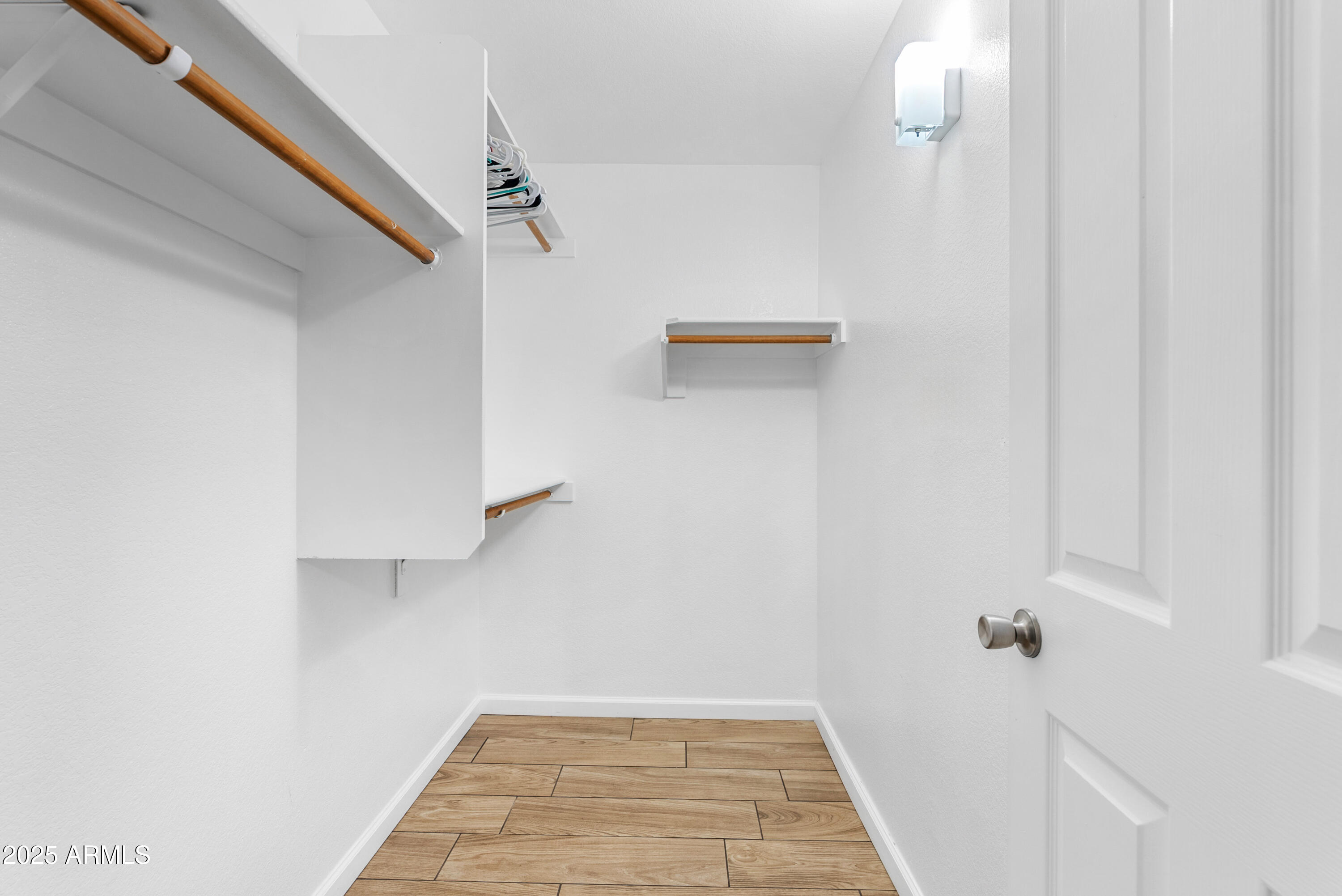 12312 W Edgemont Avenue