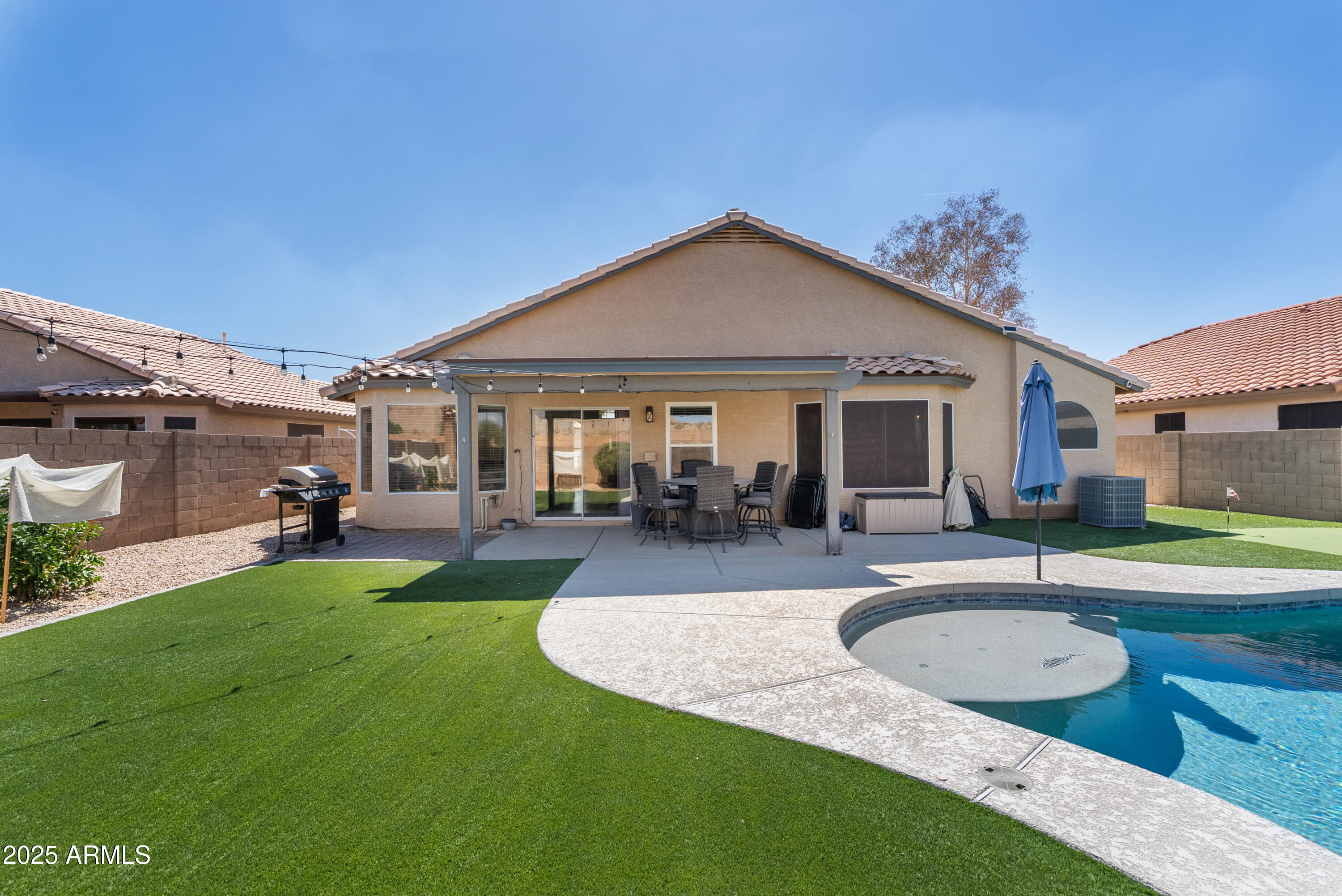 12312 W Edgemont Avenue