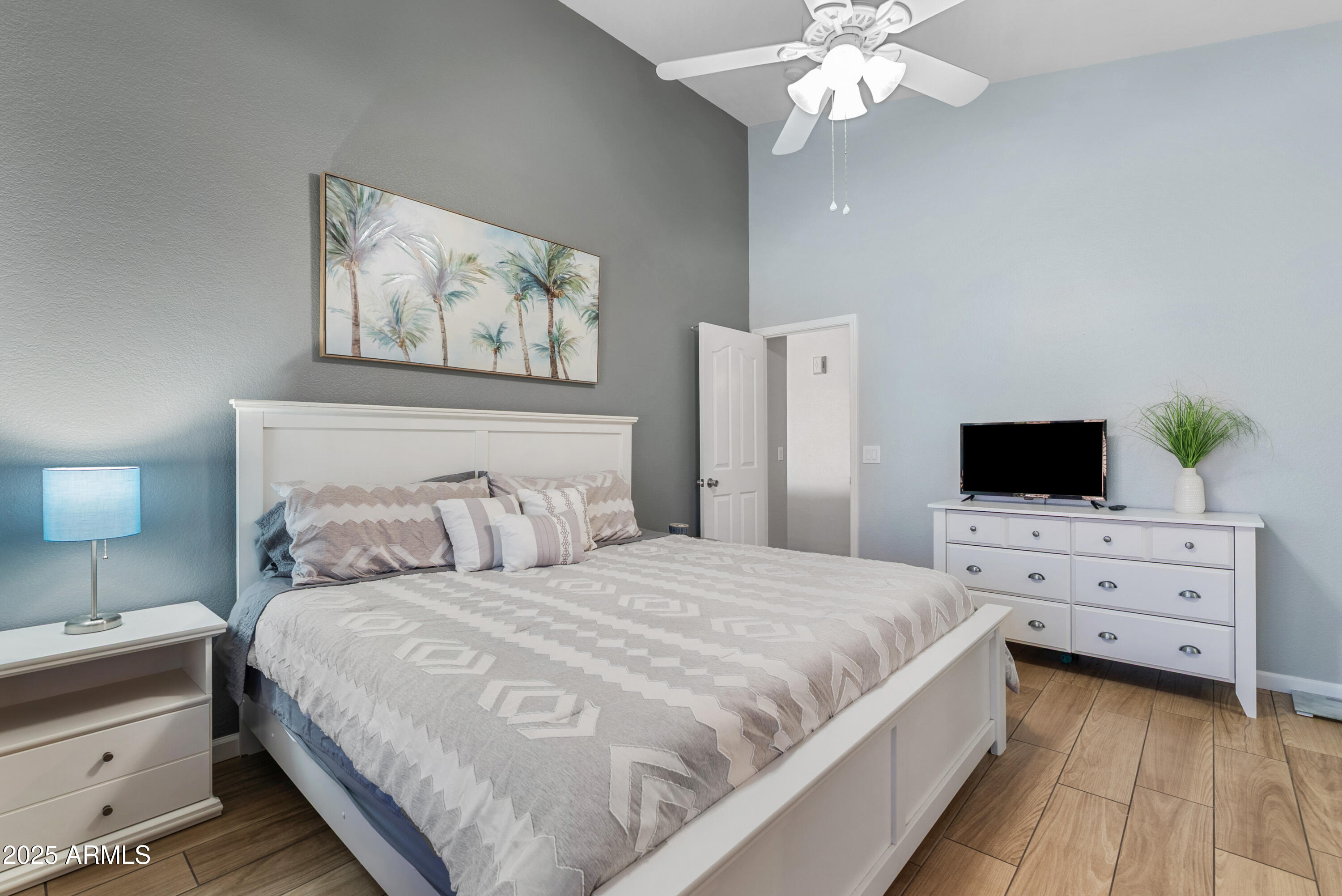 12312 W Edgemont Avenue