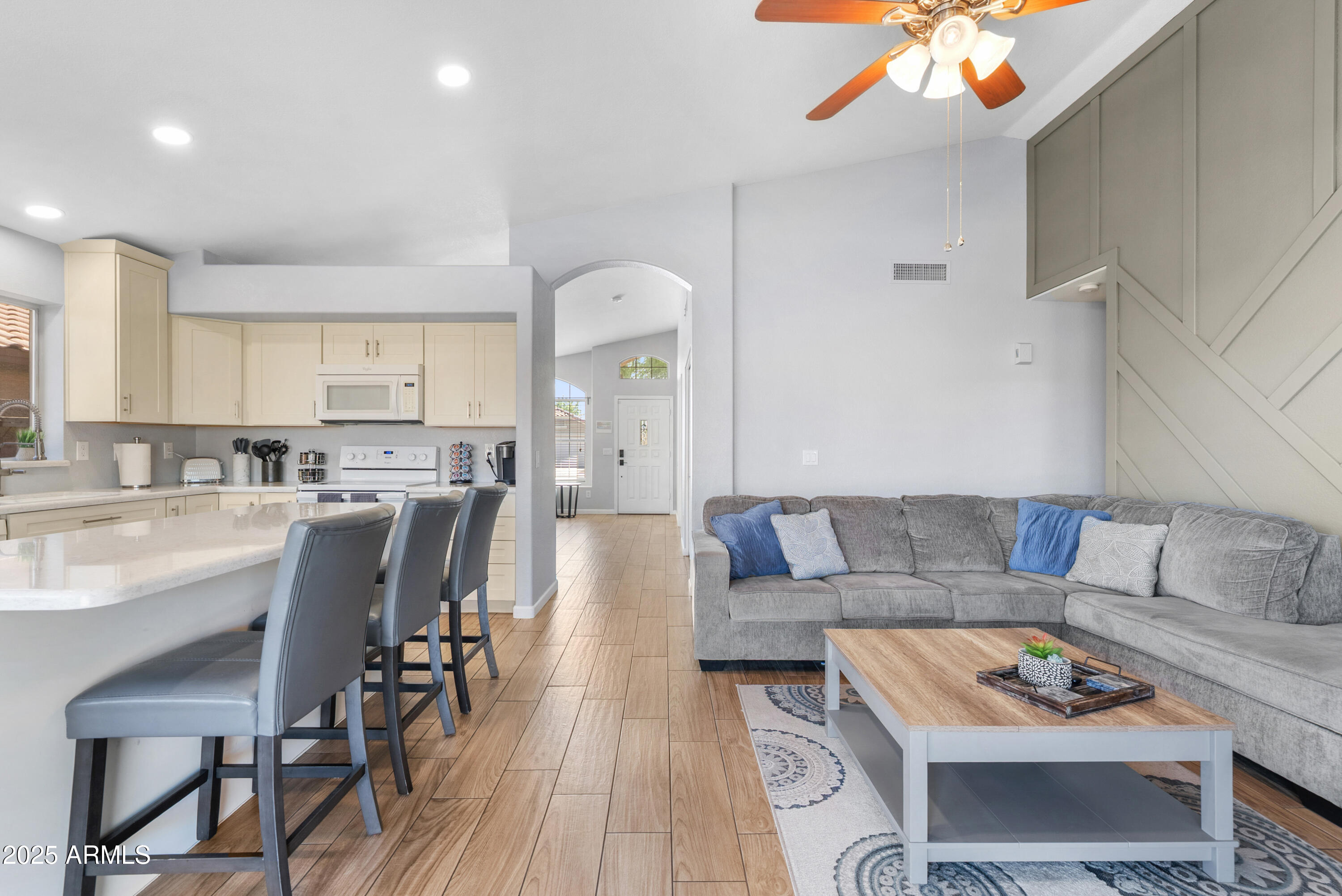 12312 W Edgemont Avenue