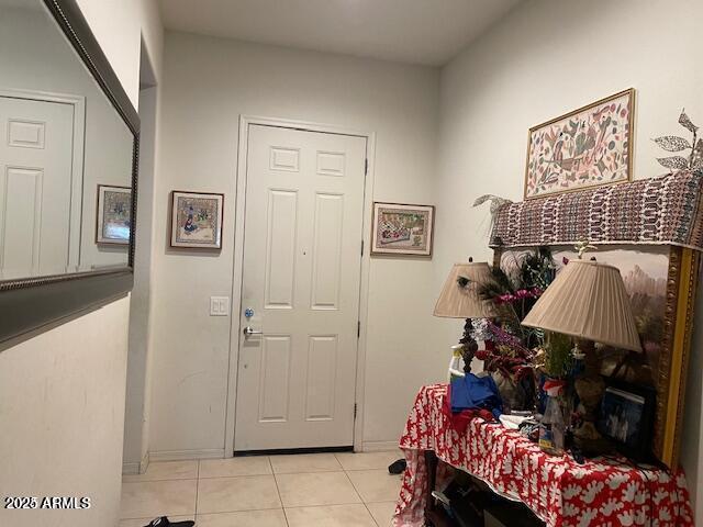 1911 E HORSESHOE Drive