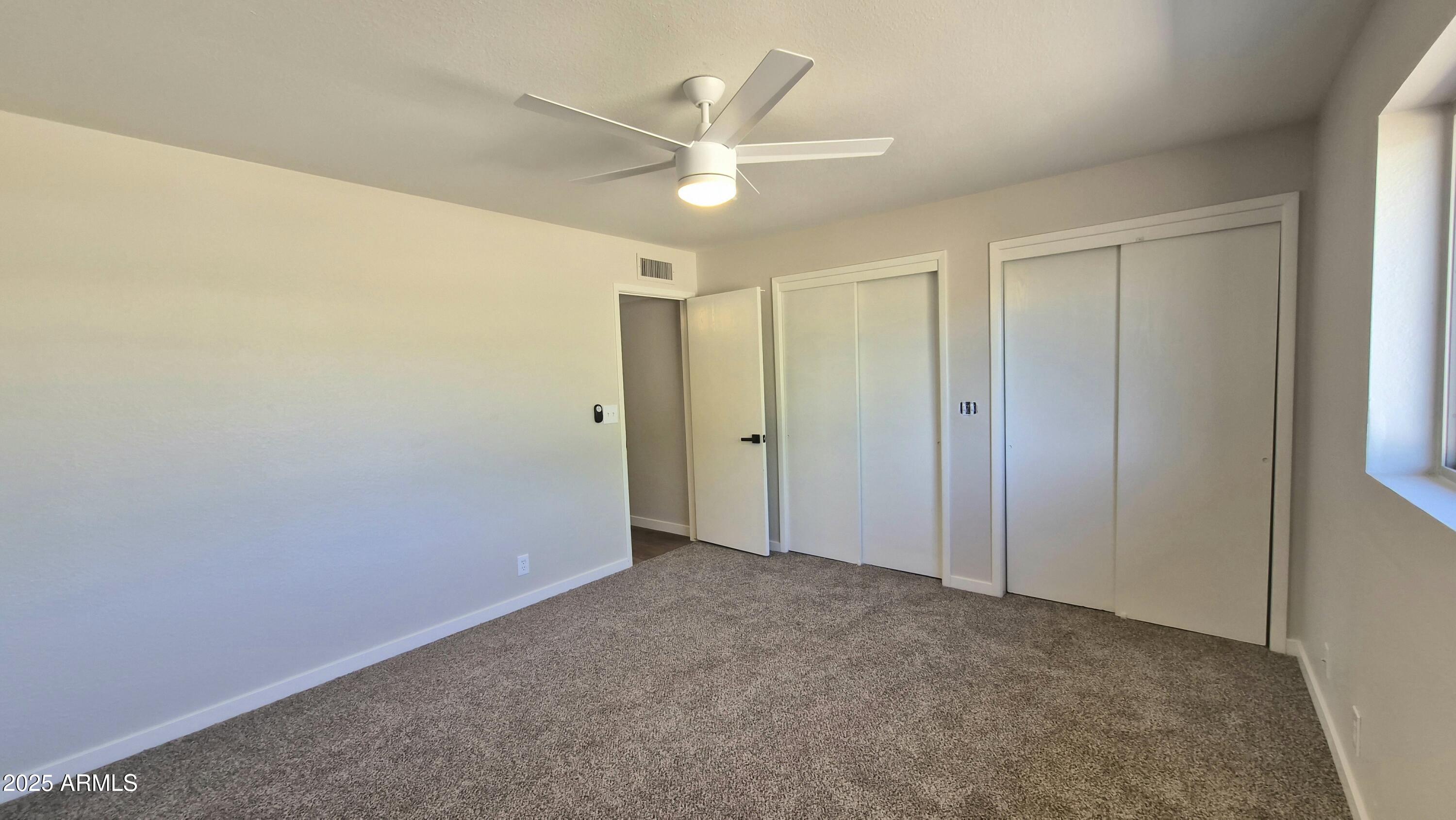 4058 E CRESCENT Avenue