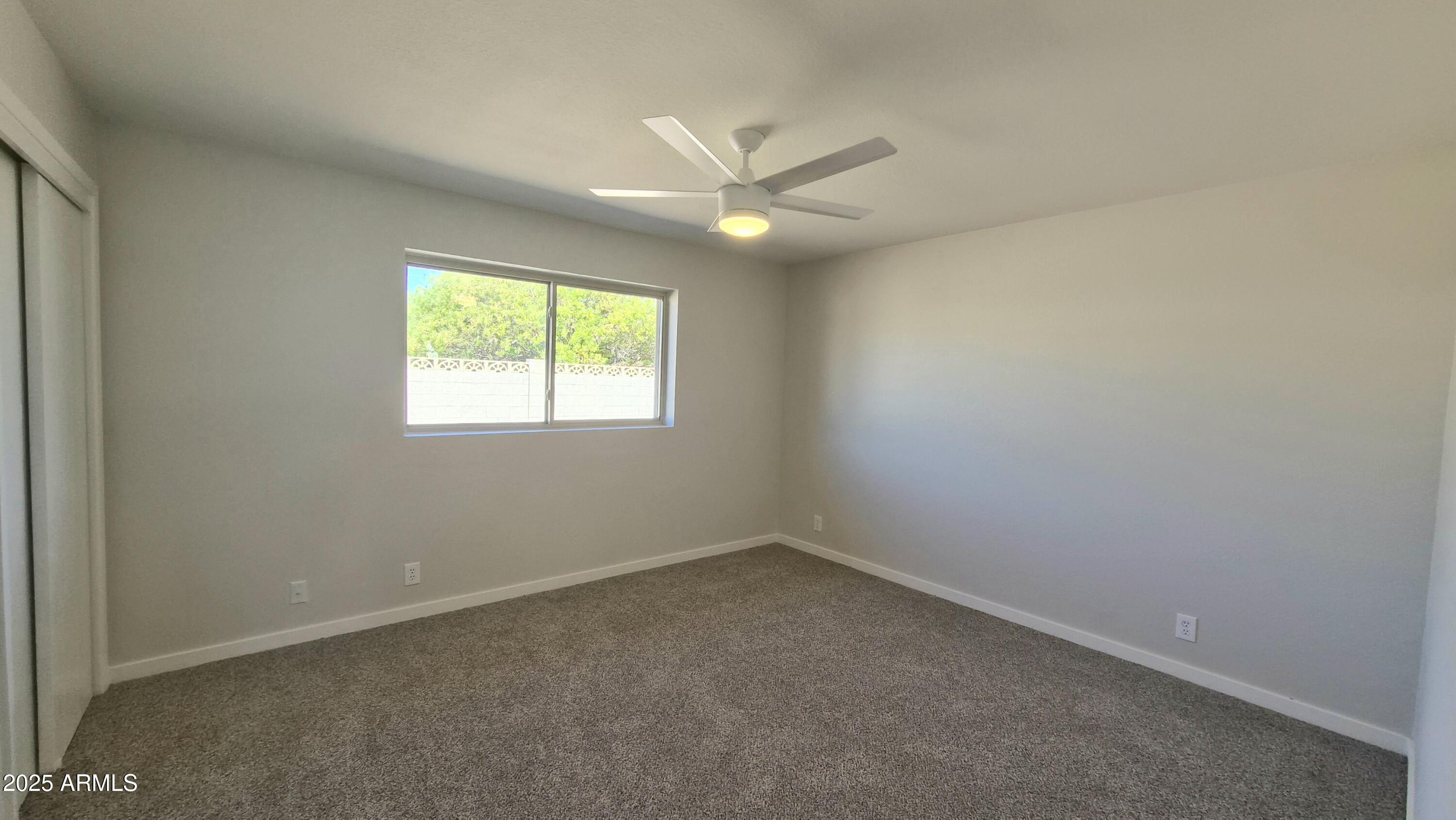 4058 E CRESCENT Avenue