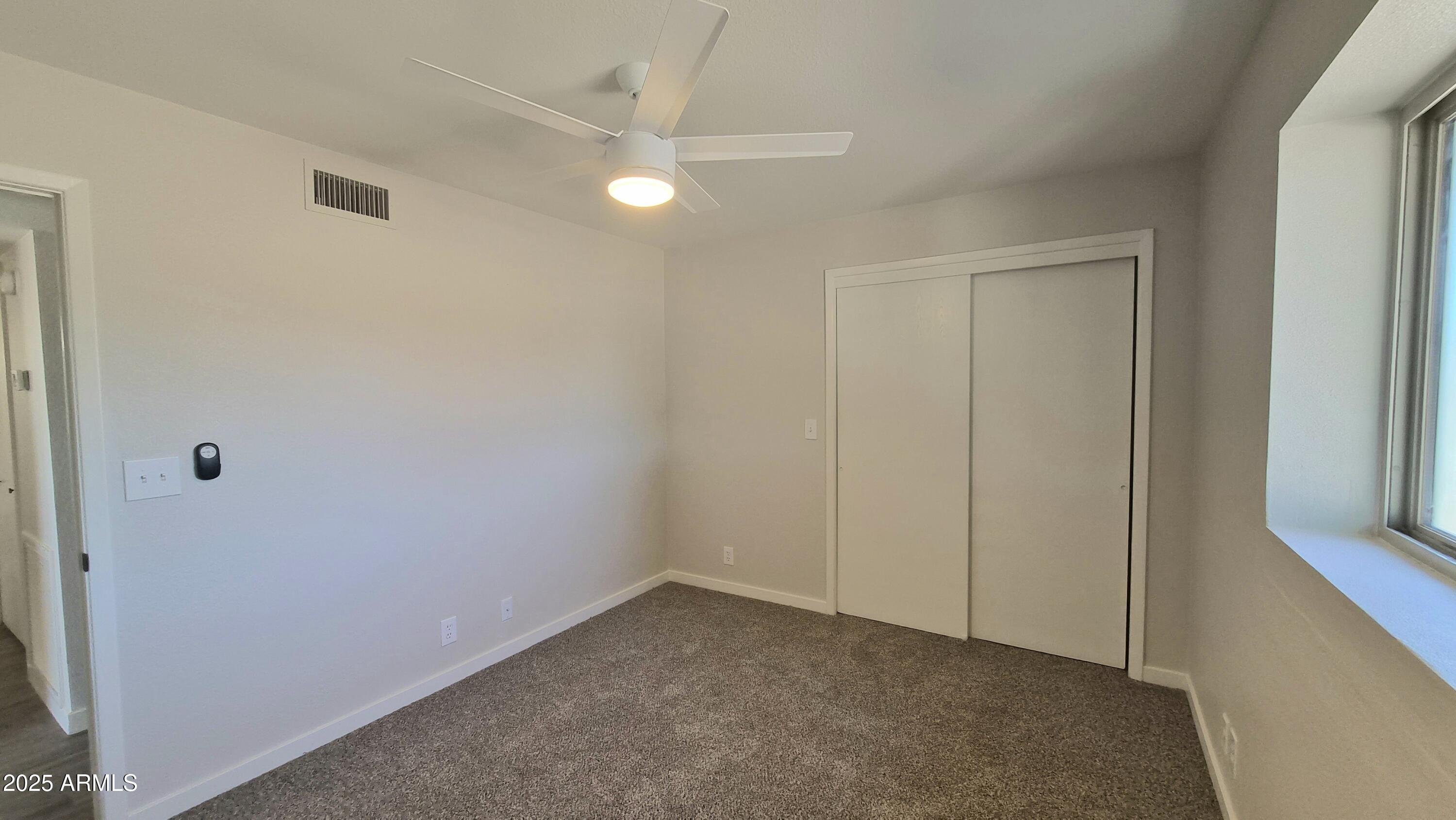 4058 E CRESCENT Avenue