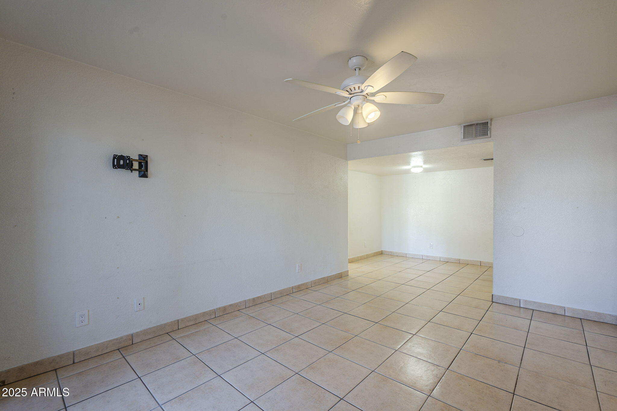 5035 N 17TH Avenue, 114