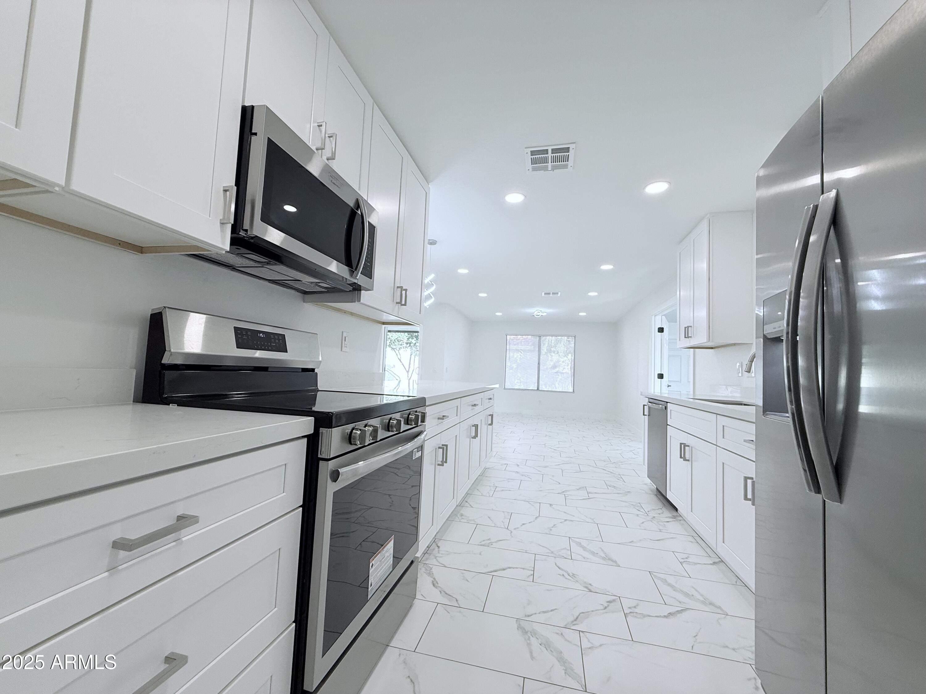 26621 S Shumaker Dr Drive, Sun Lakes