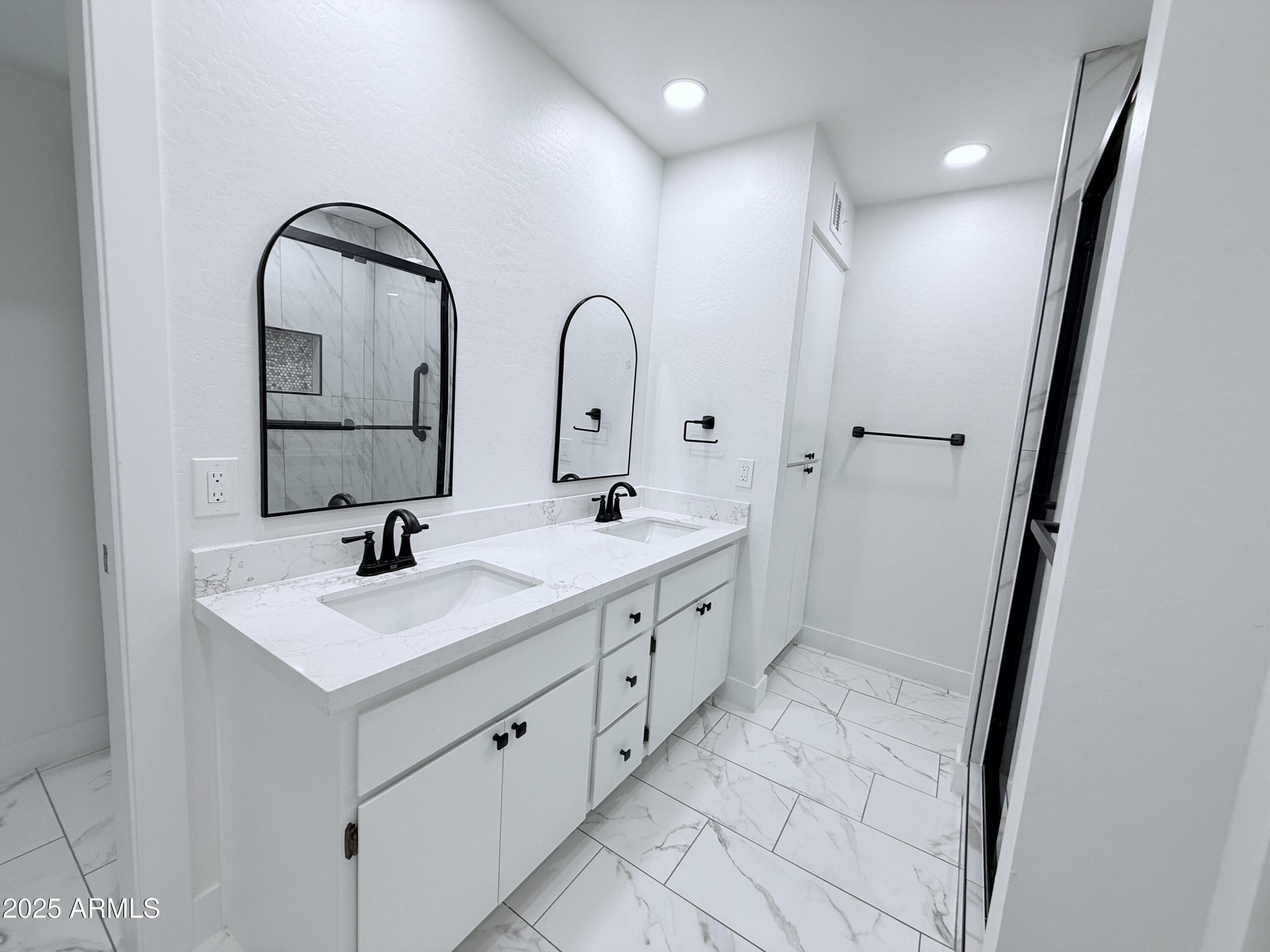 26621 S Shumaker Dr Drive, Sun Lakes