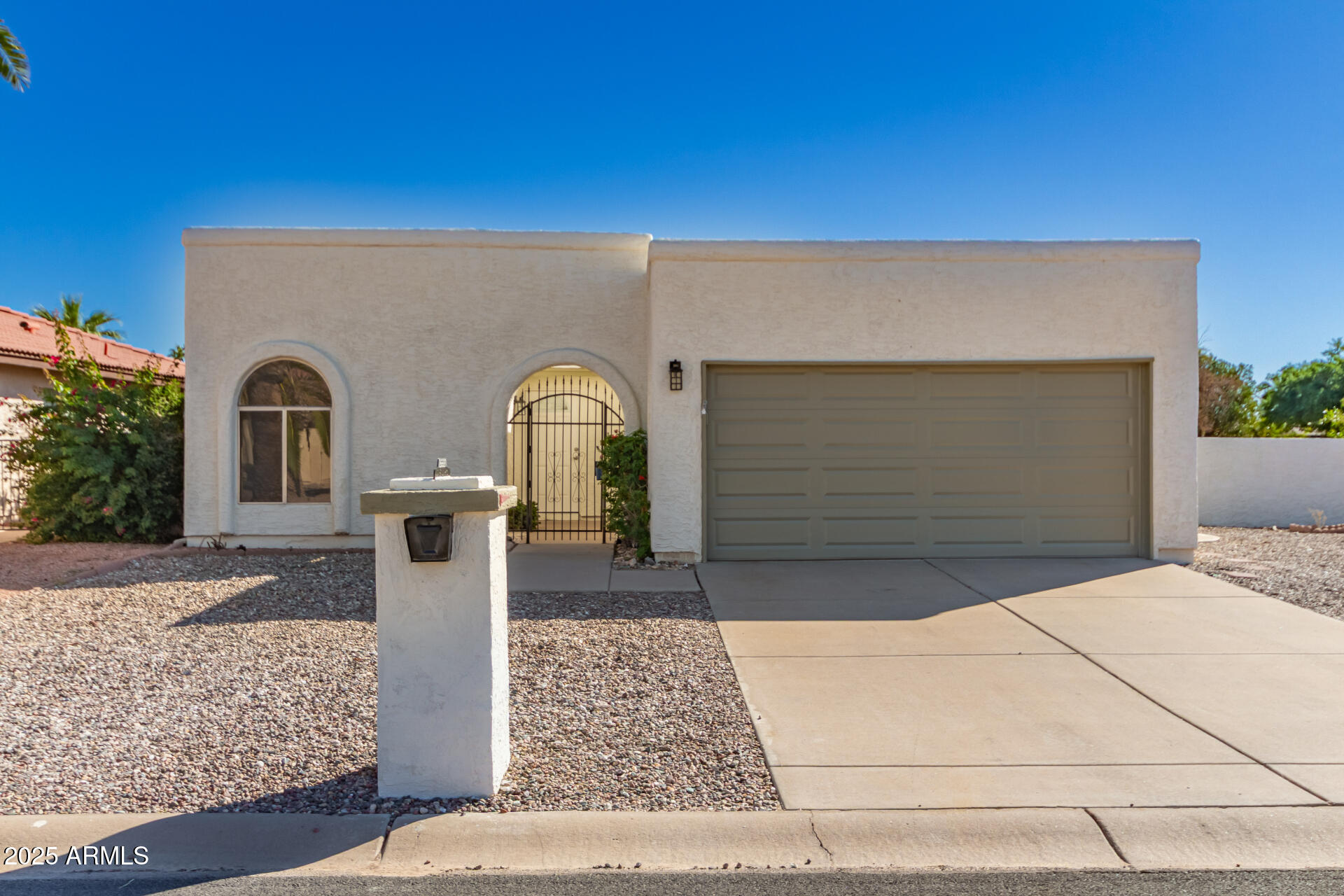 26621 S Shumaker Dr Drive, Sun Lakes