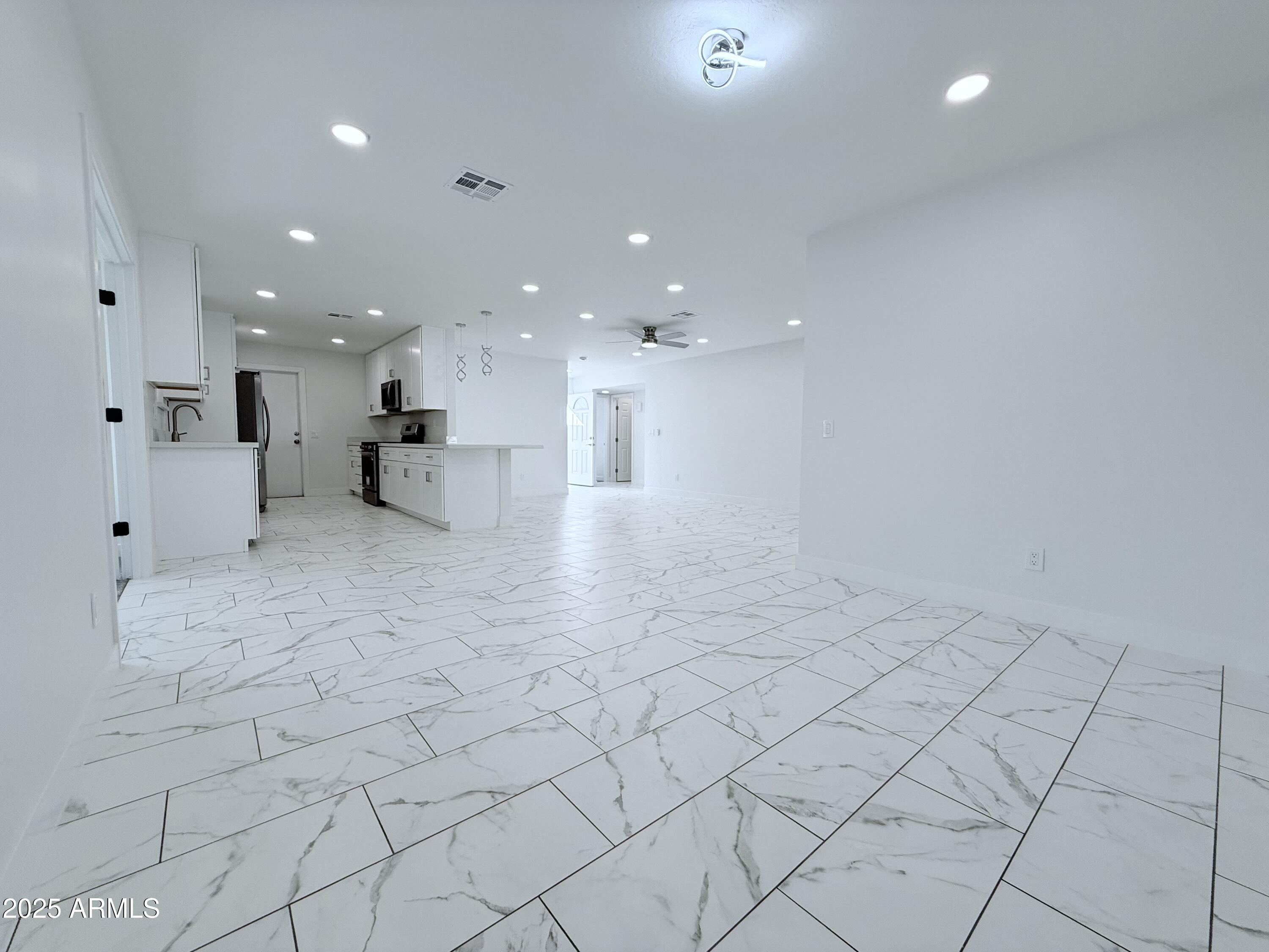 26621 S Shumaker Dr Drive, Sun Lakes