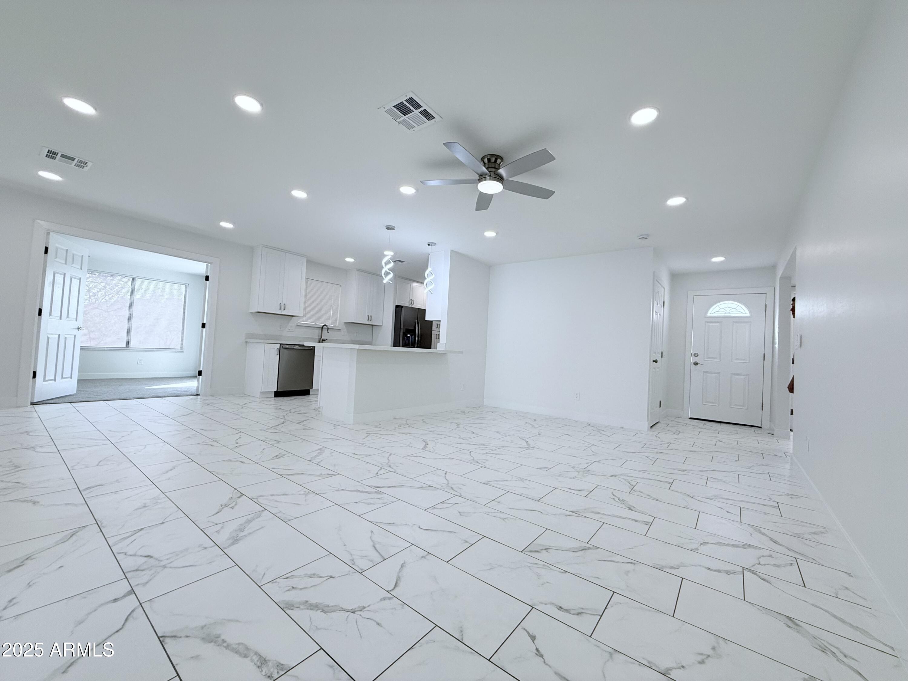 26621 S Shumaker Dr Drive, Sun Lakes