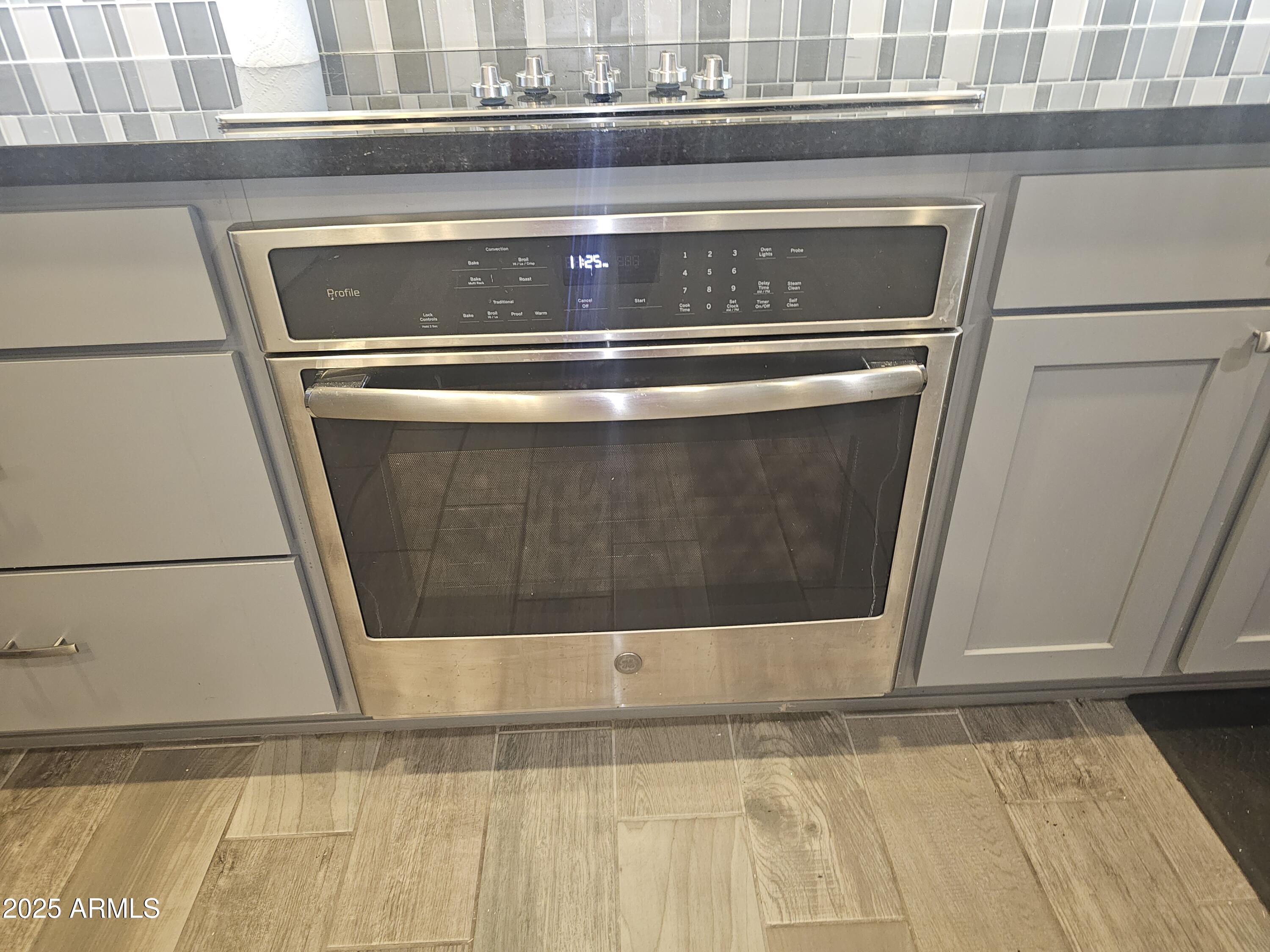 250 W QUEEN CREEK Road, 106