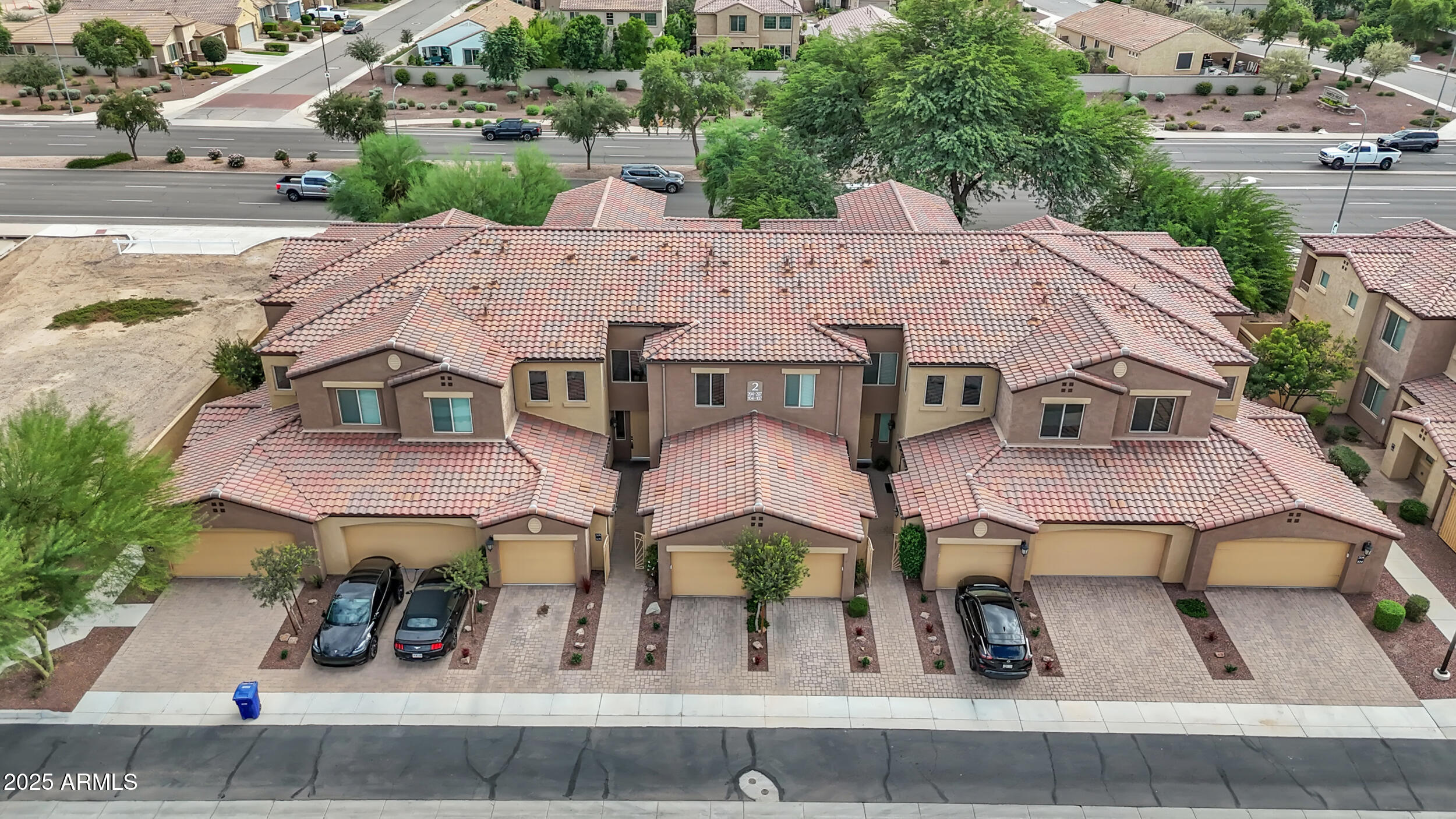250 W QUEEN CREEK Road, 106