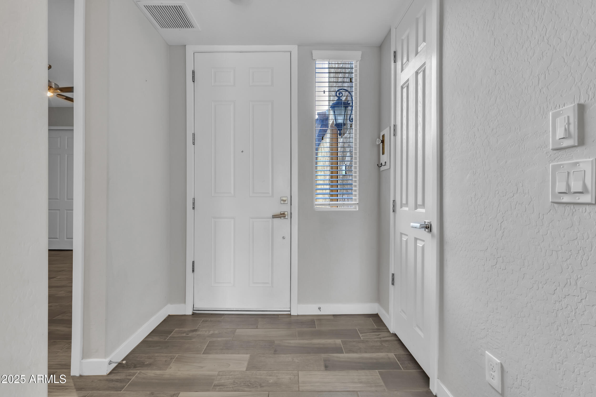 250 W QUEEN CREEK Road, 106