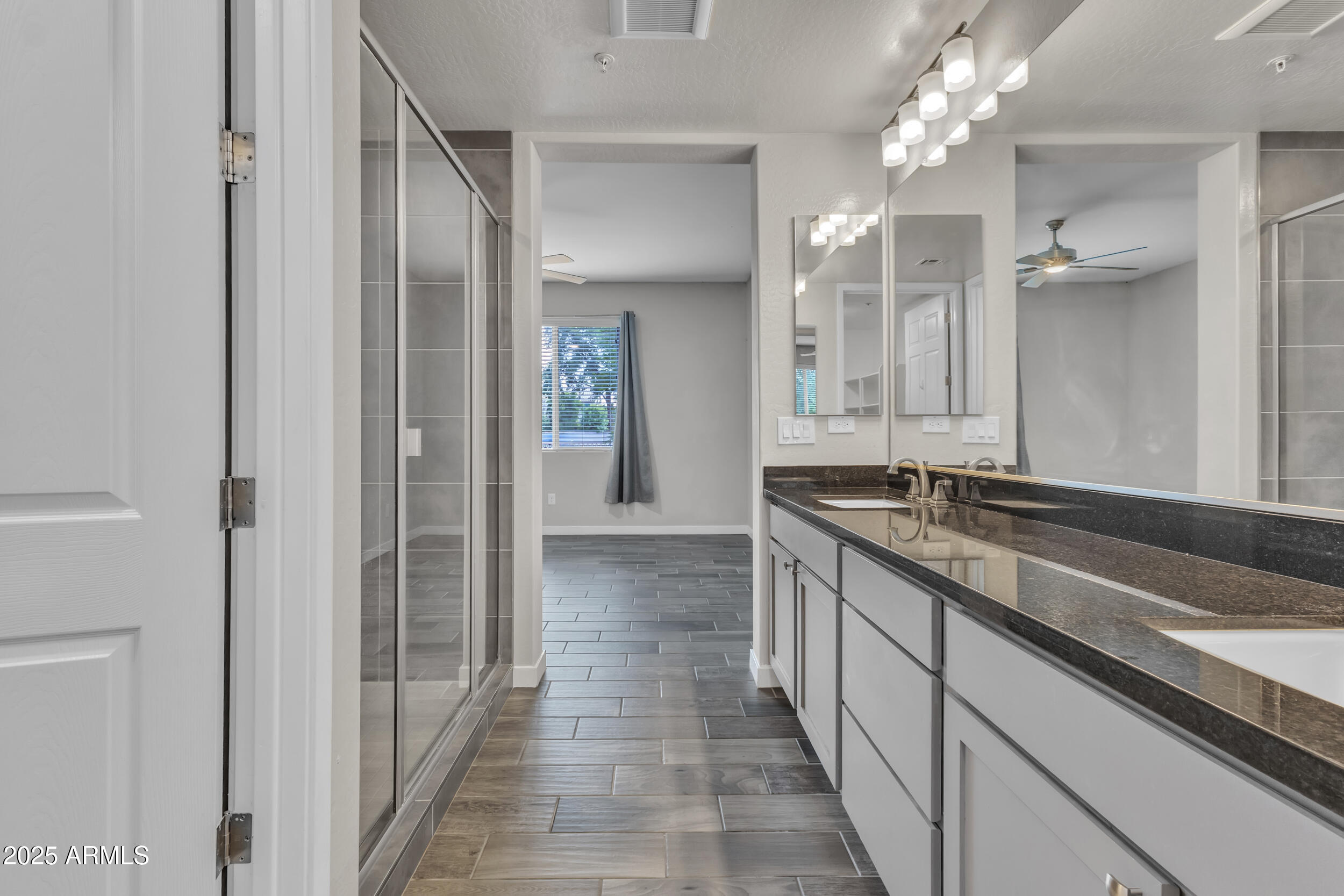 250 W QUEEN CREEK Road, 106