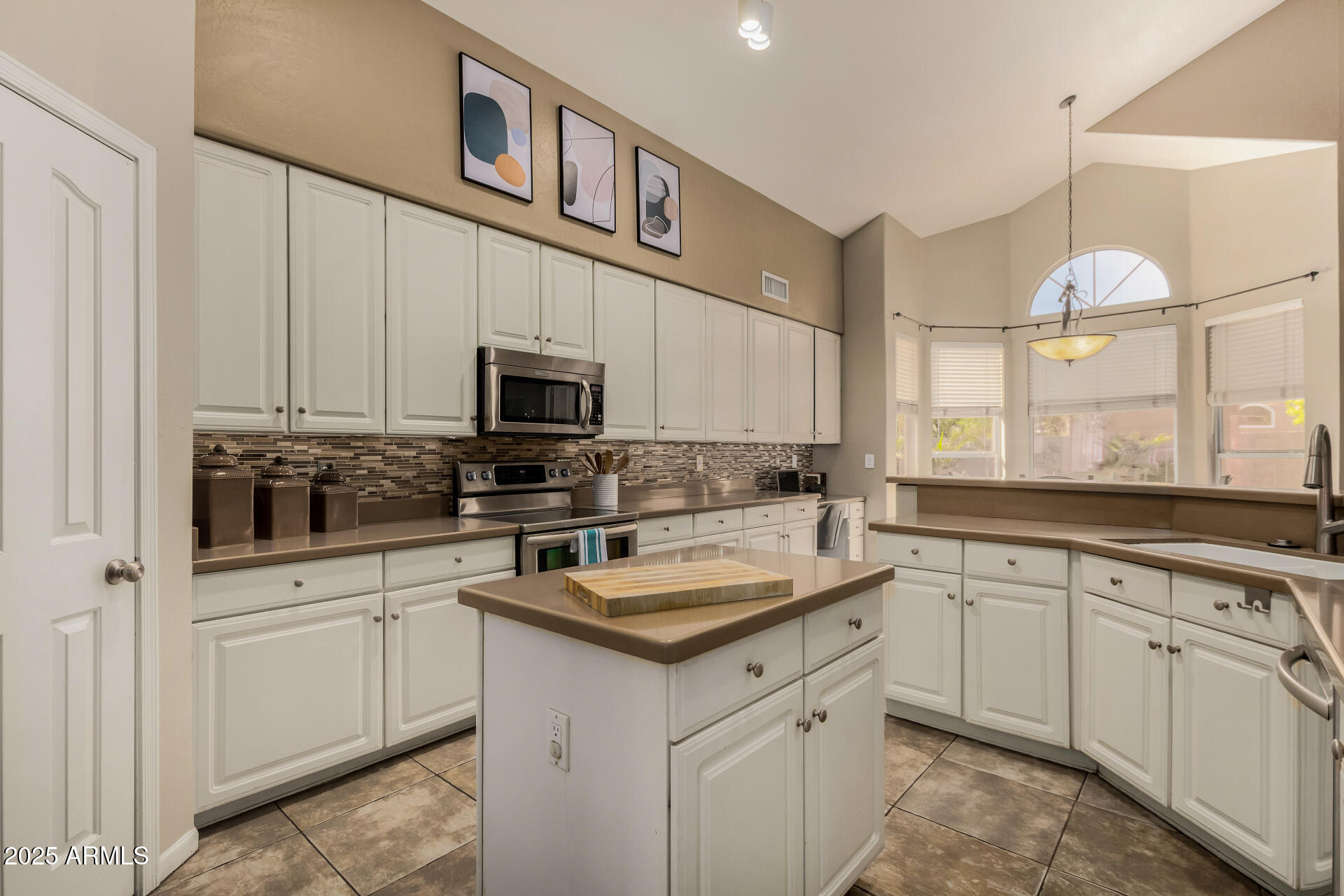 16024 S 7TH Drive, Phoenix