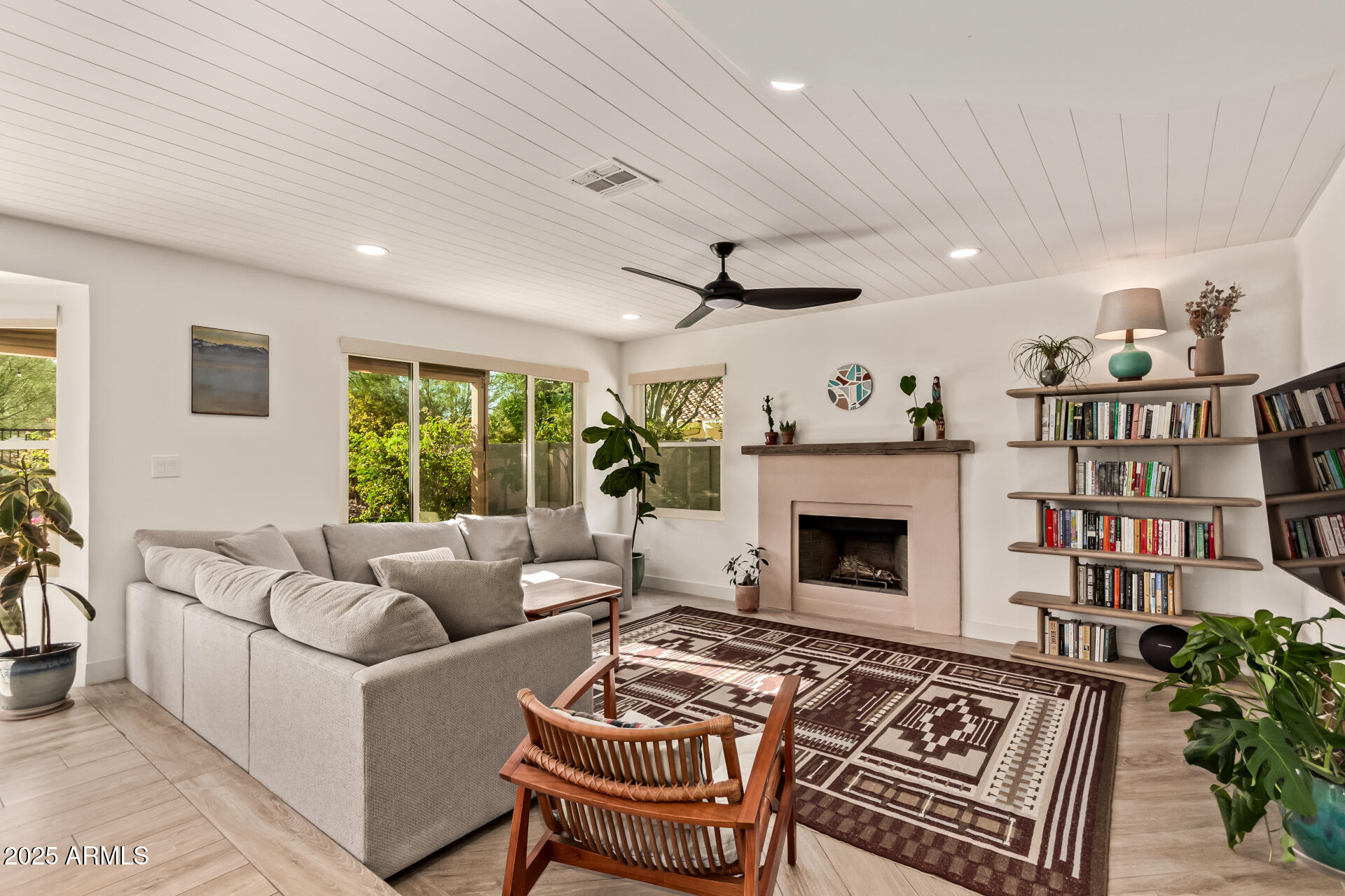 3309 E DESERT TRUMPET Road, Phoenix