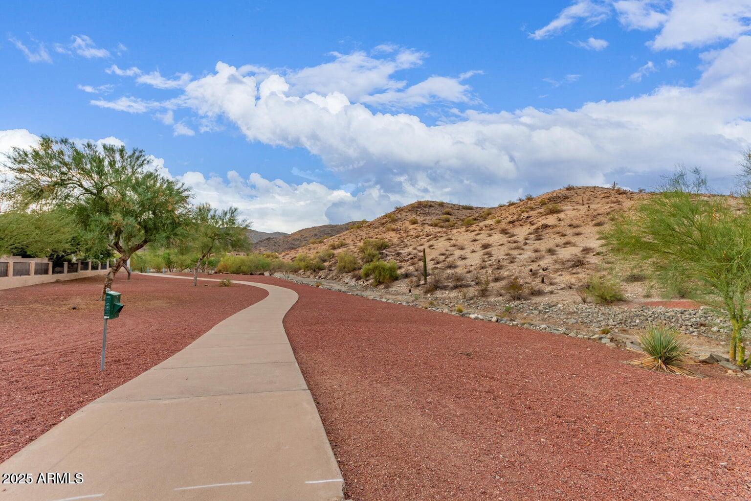 3309 E DESERT TRUMPET Road, Phoenix