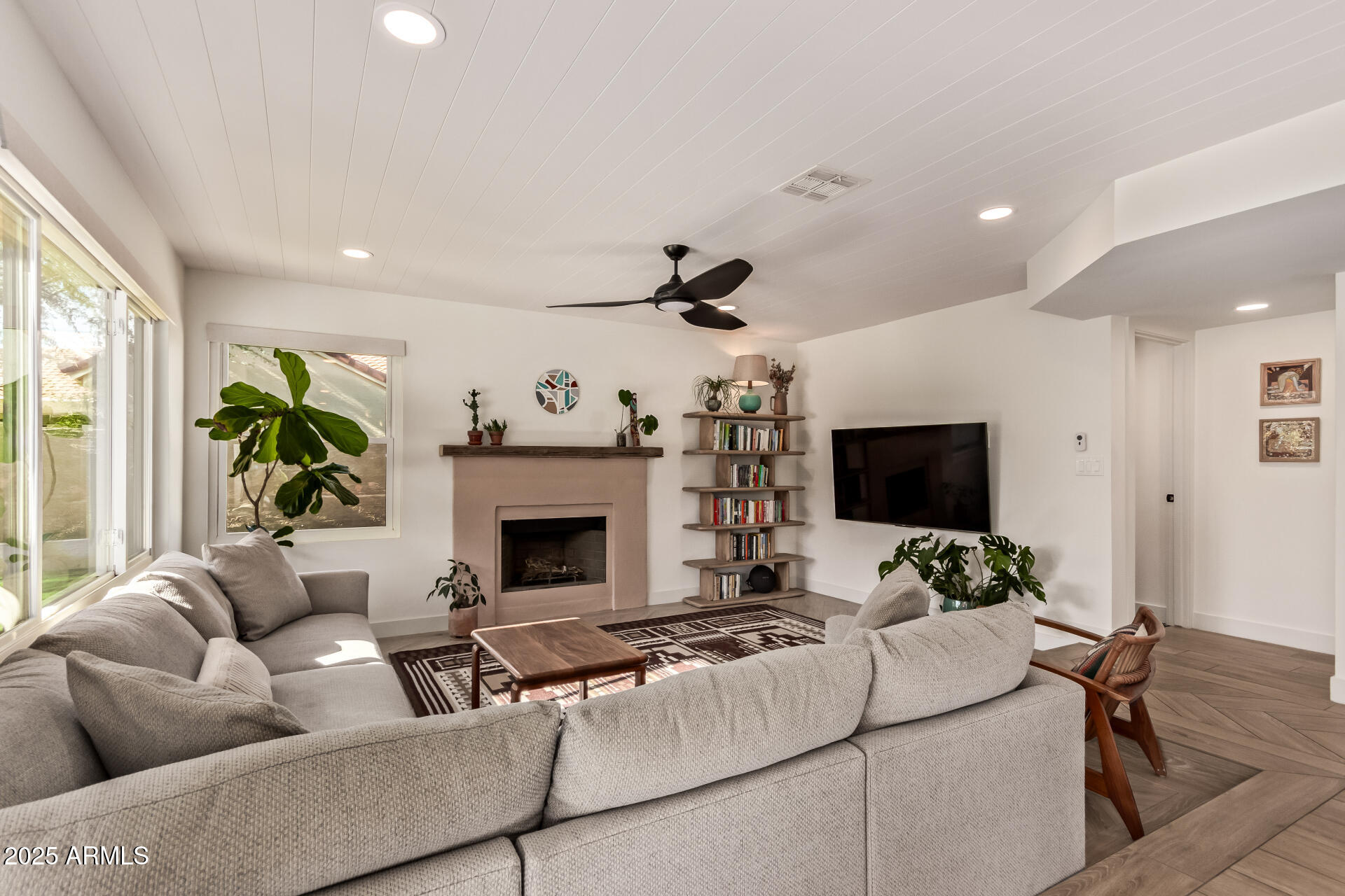 3309 E DESERT TRUMPET Road, Phoenix