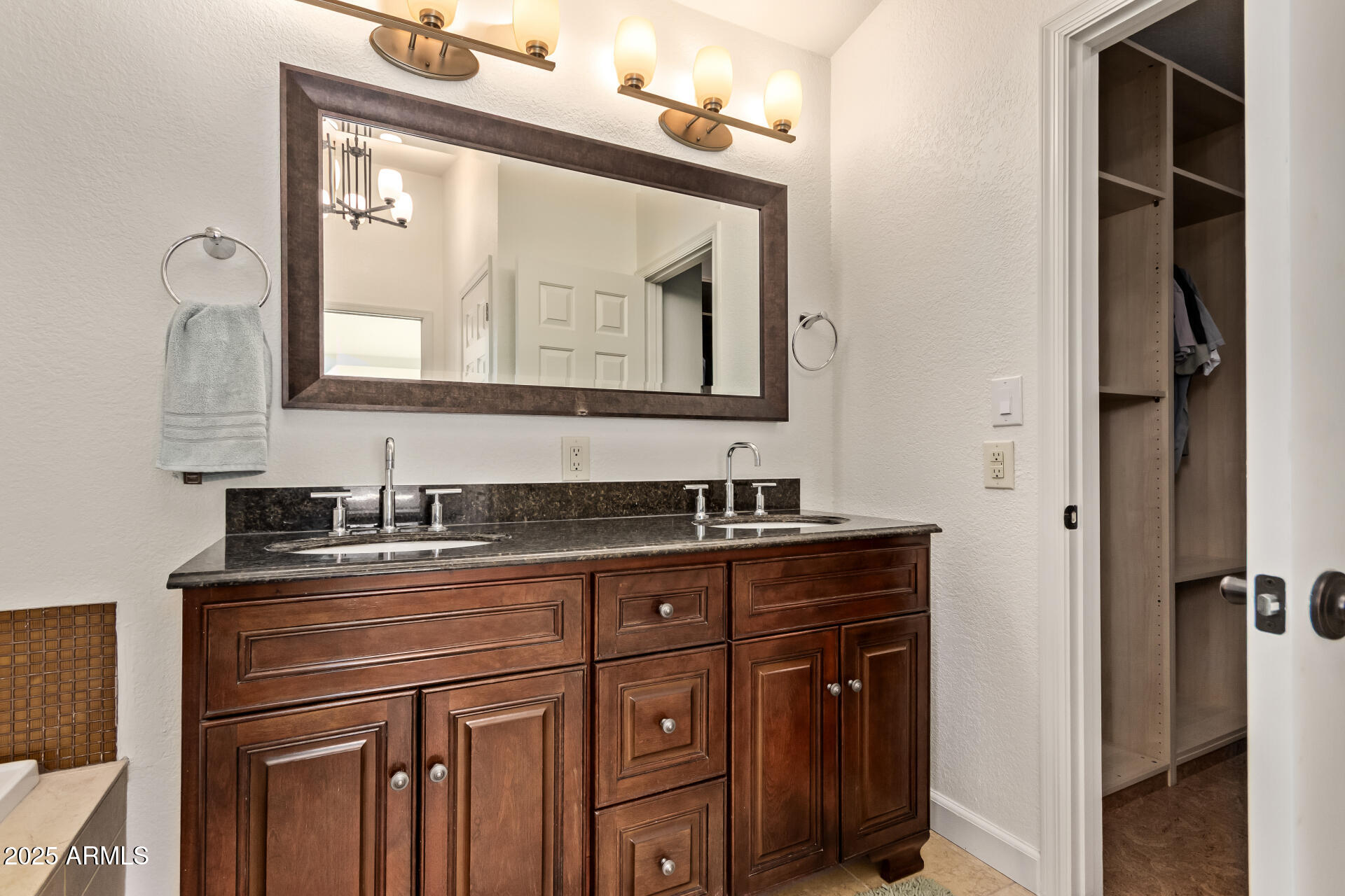 3309 E DESERT TRUMPET Road, Phoenix