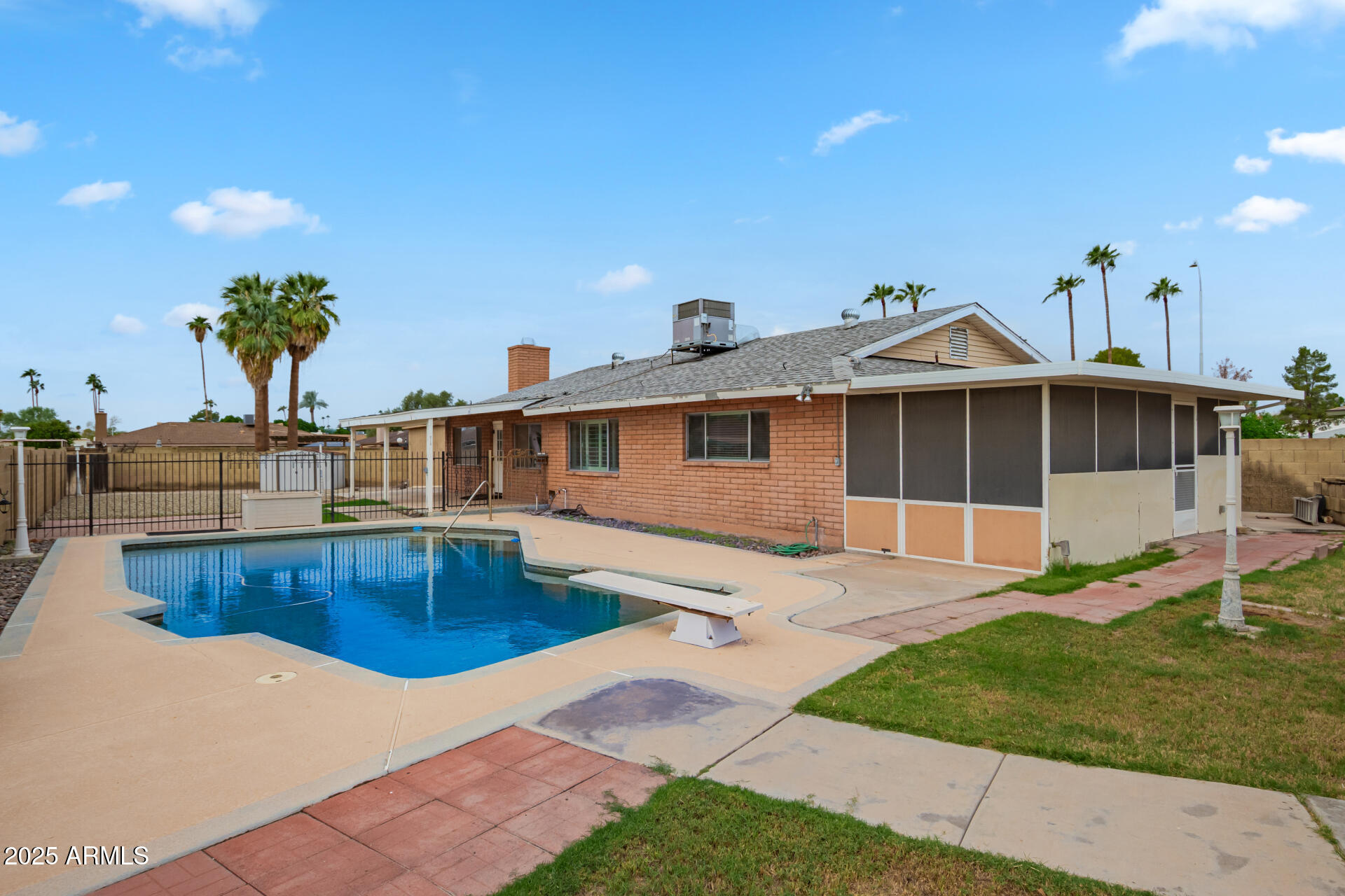 1233 E Watson Drive, Tempe