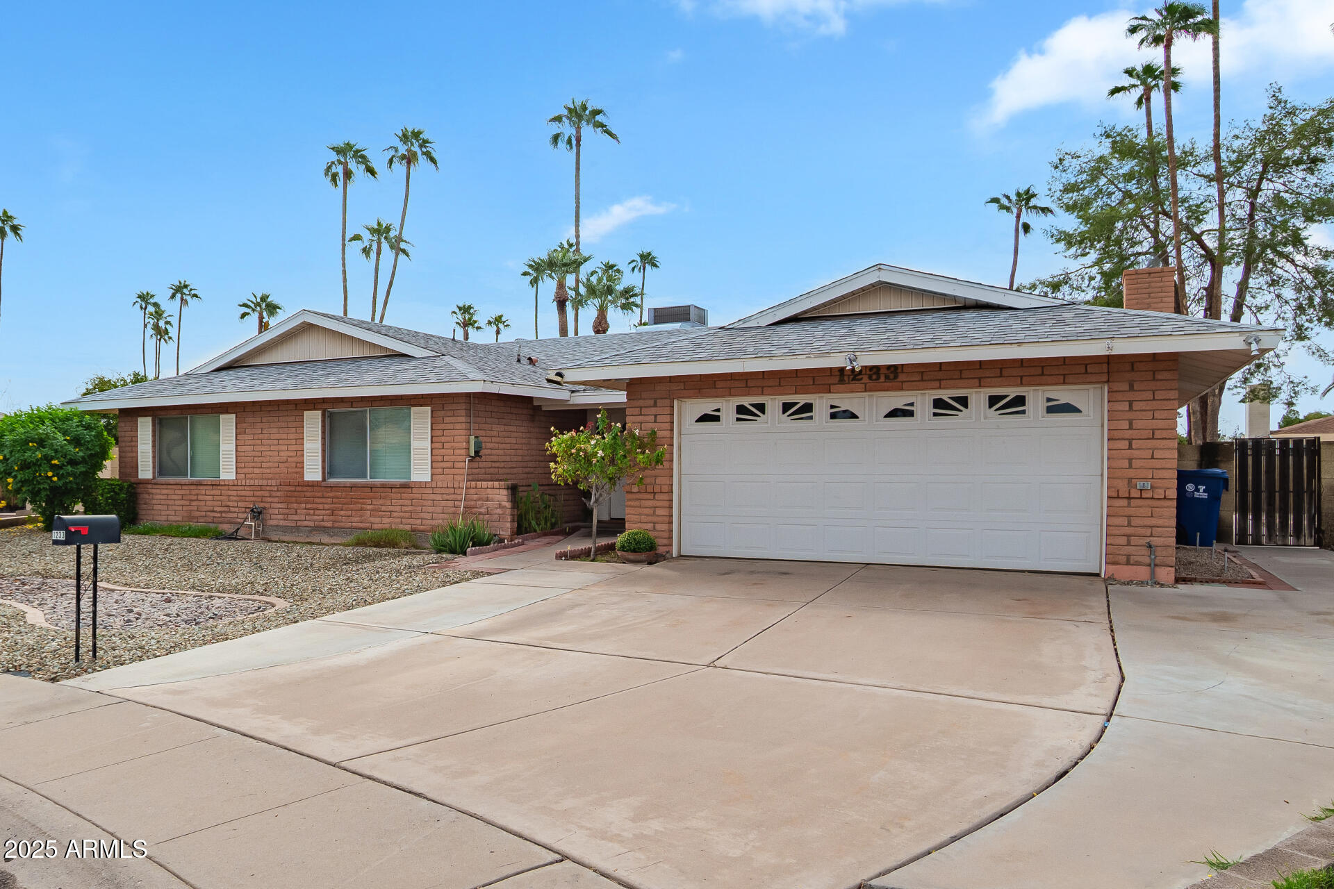 1233 E Watson Drive, Tempe