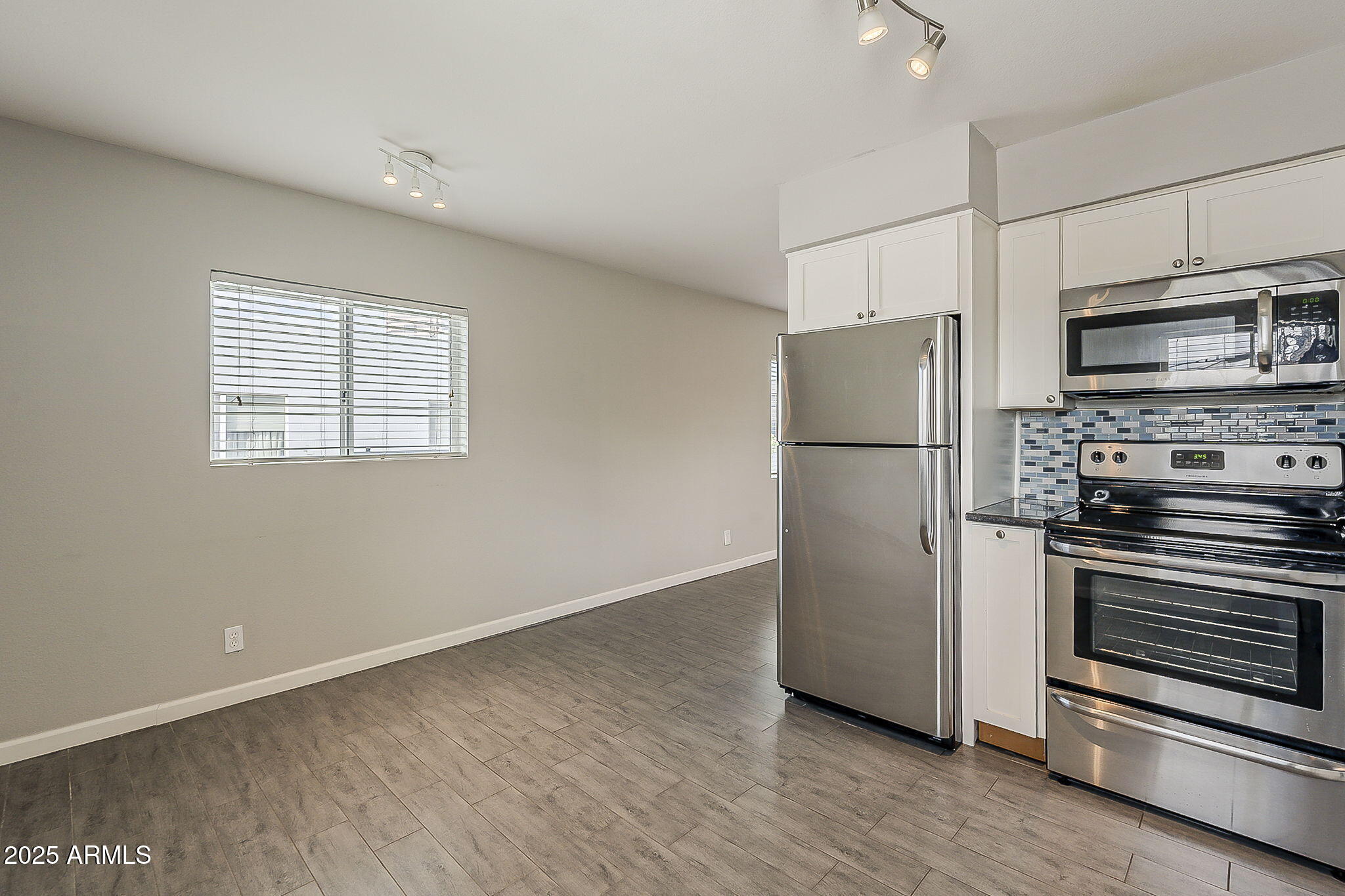 531 E ROANOKE Avenue, D, Phoenix Unit: D