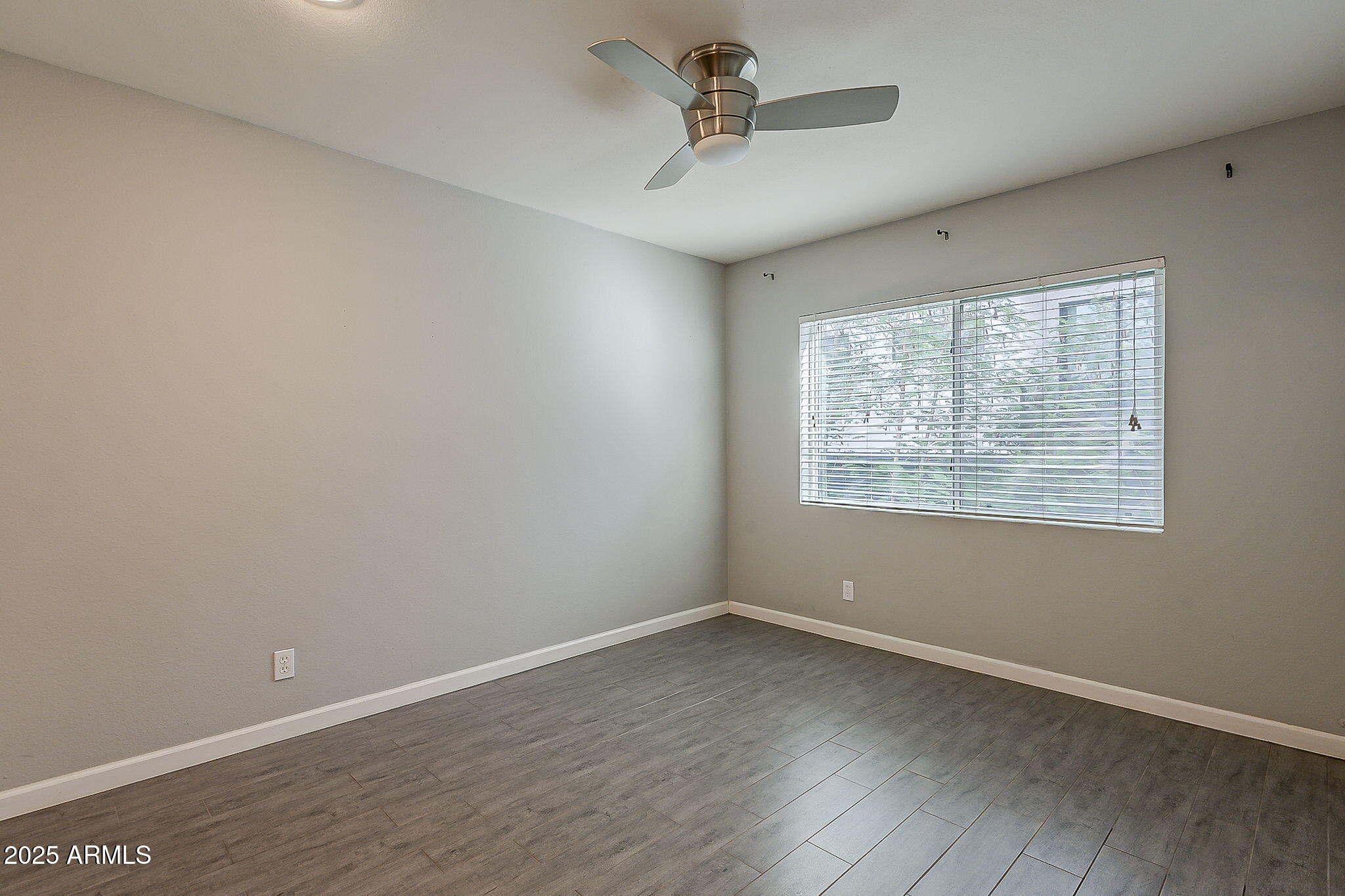 531 E ROANOKE Avenue, D, Phoenix Unit: D