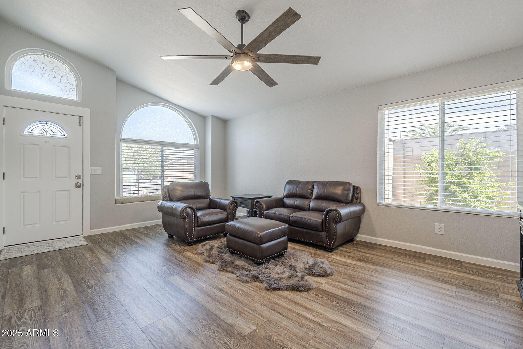 1173 E BETSY Lane, Gilbert