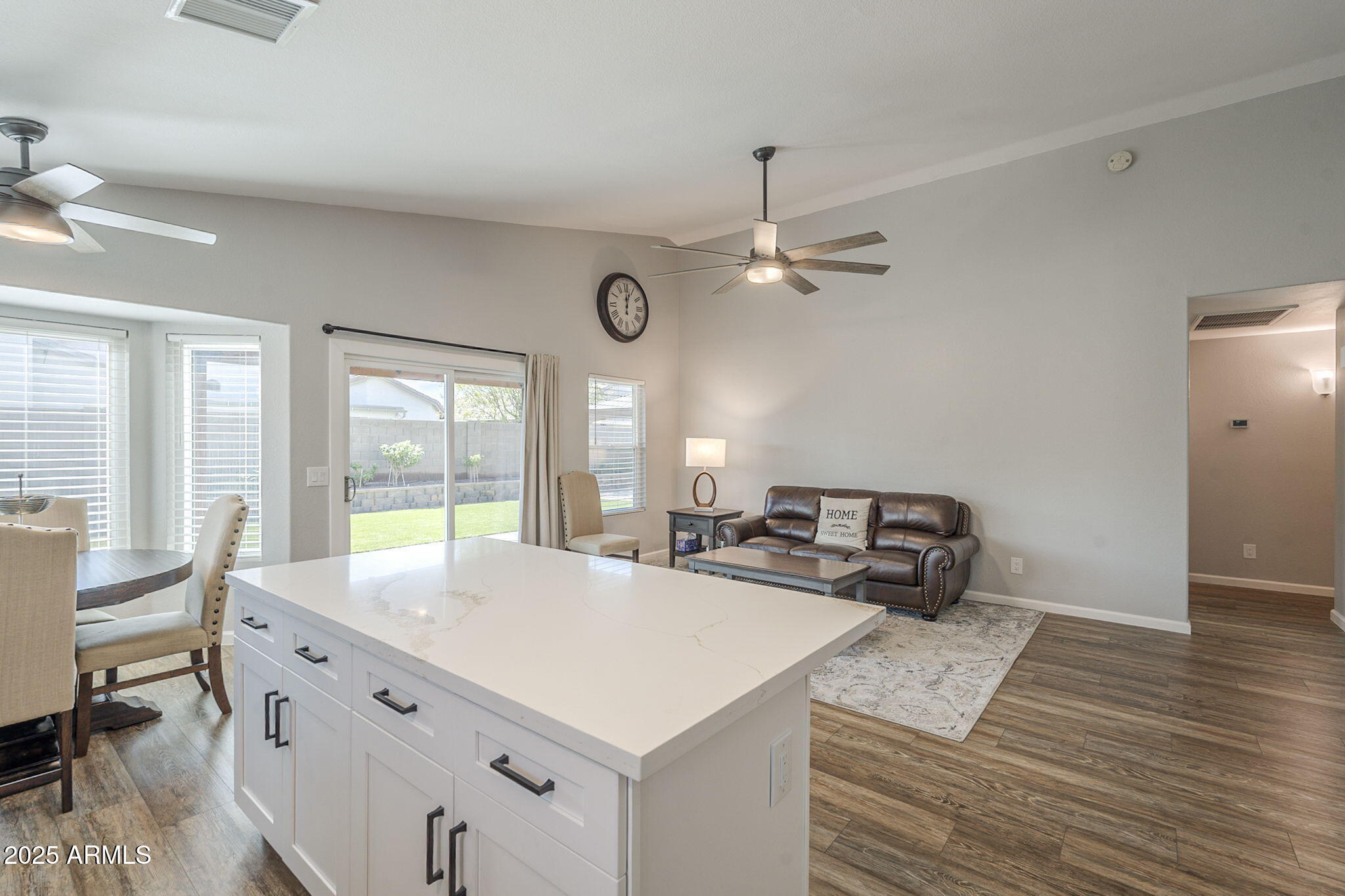 1173 E BETSY Lane, Gilbert