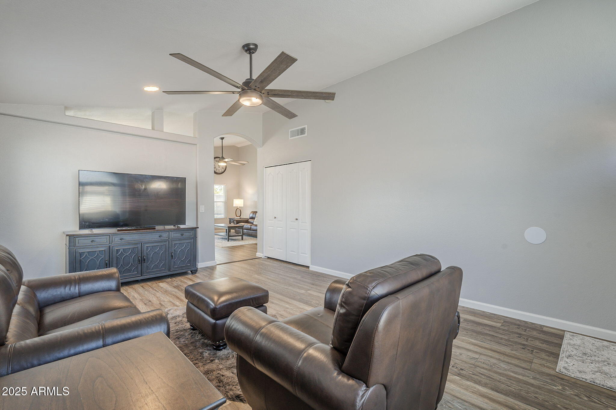 1173 E BETSY Lane, Gilbert